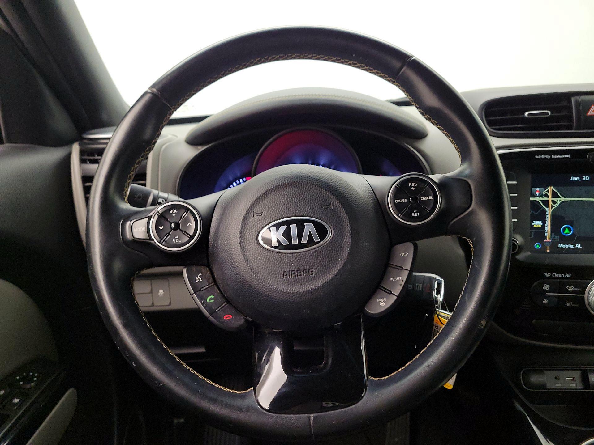 Thumbnail: 2016 Kia Soul - 10