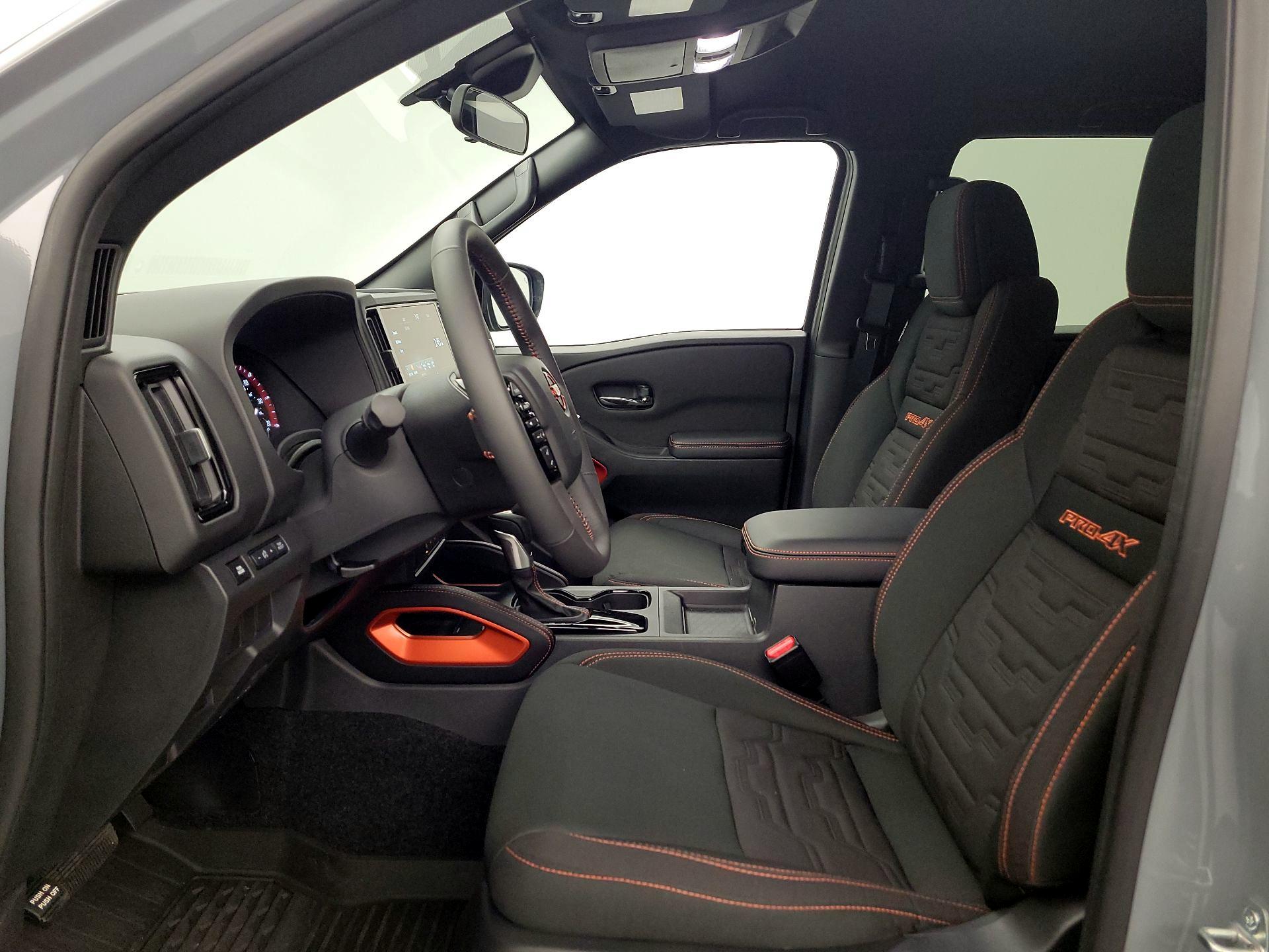 Thumbnail: 2025 Nissan Frontier - 11