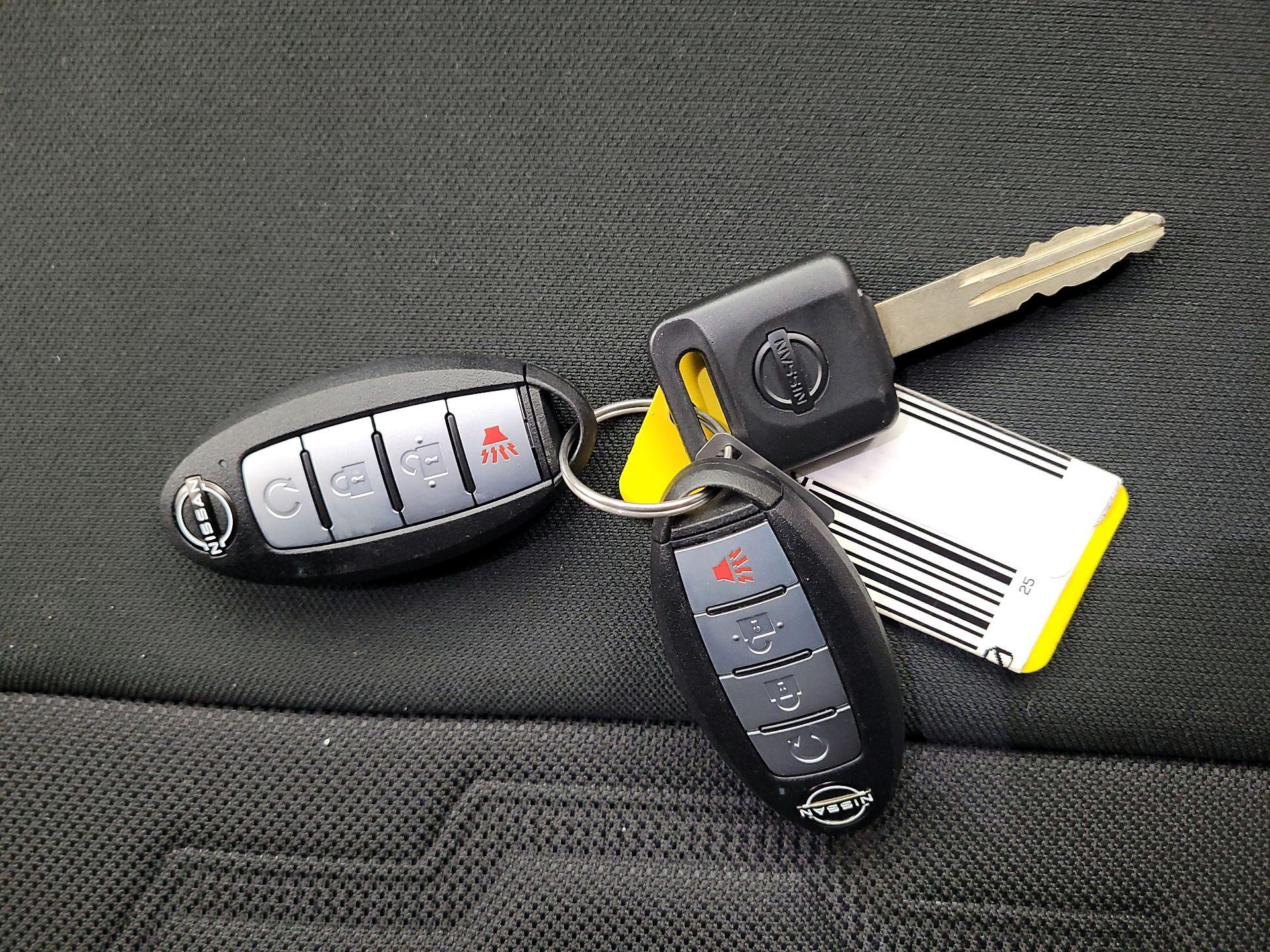 Thumbnail: 2025 Nissan Frontier - 20