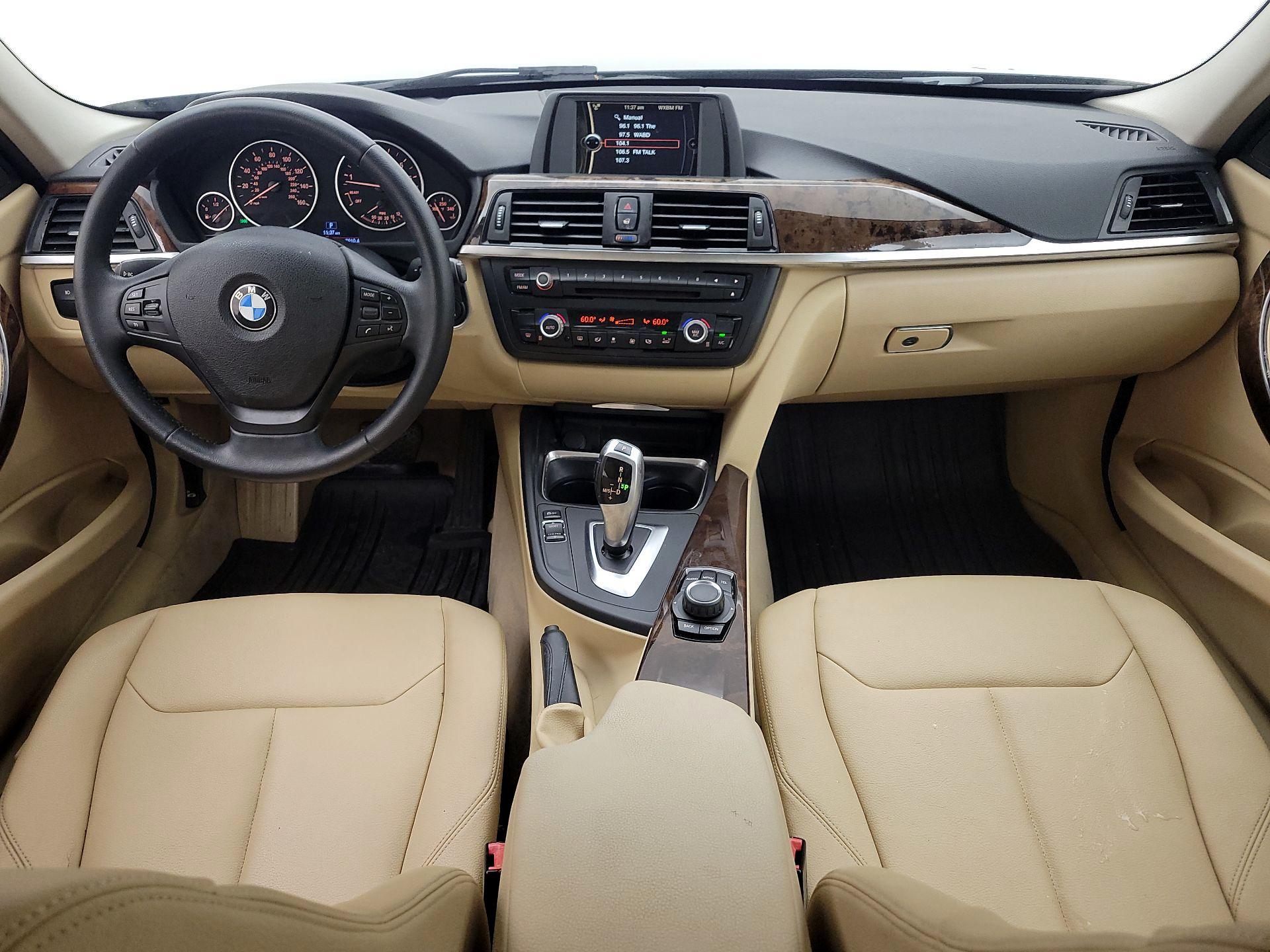 Thumbnail: 2014 BMW 3 Series - 9