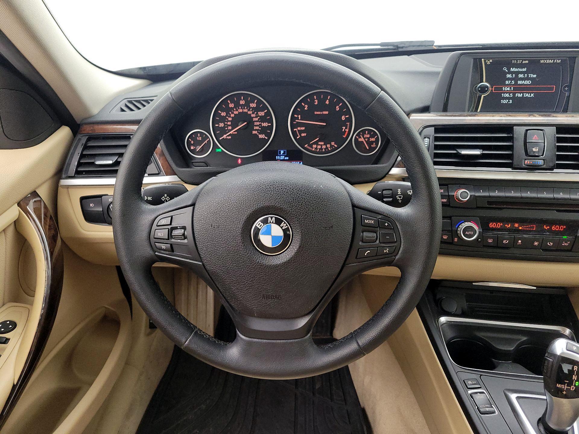 Thumbnail: 2014 BMW 3 Series - 10