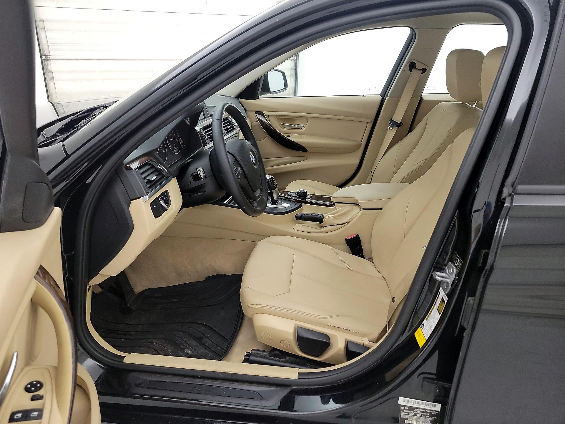 Thumbnail: 2014 BMW 3 Series - 11