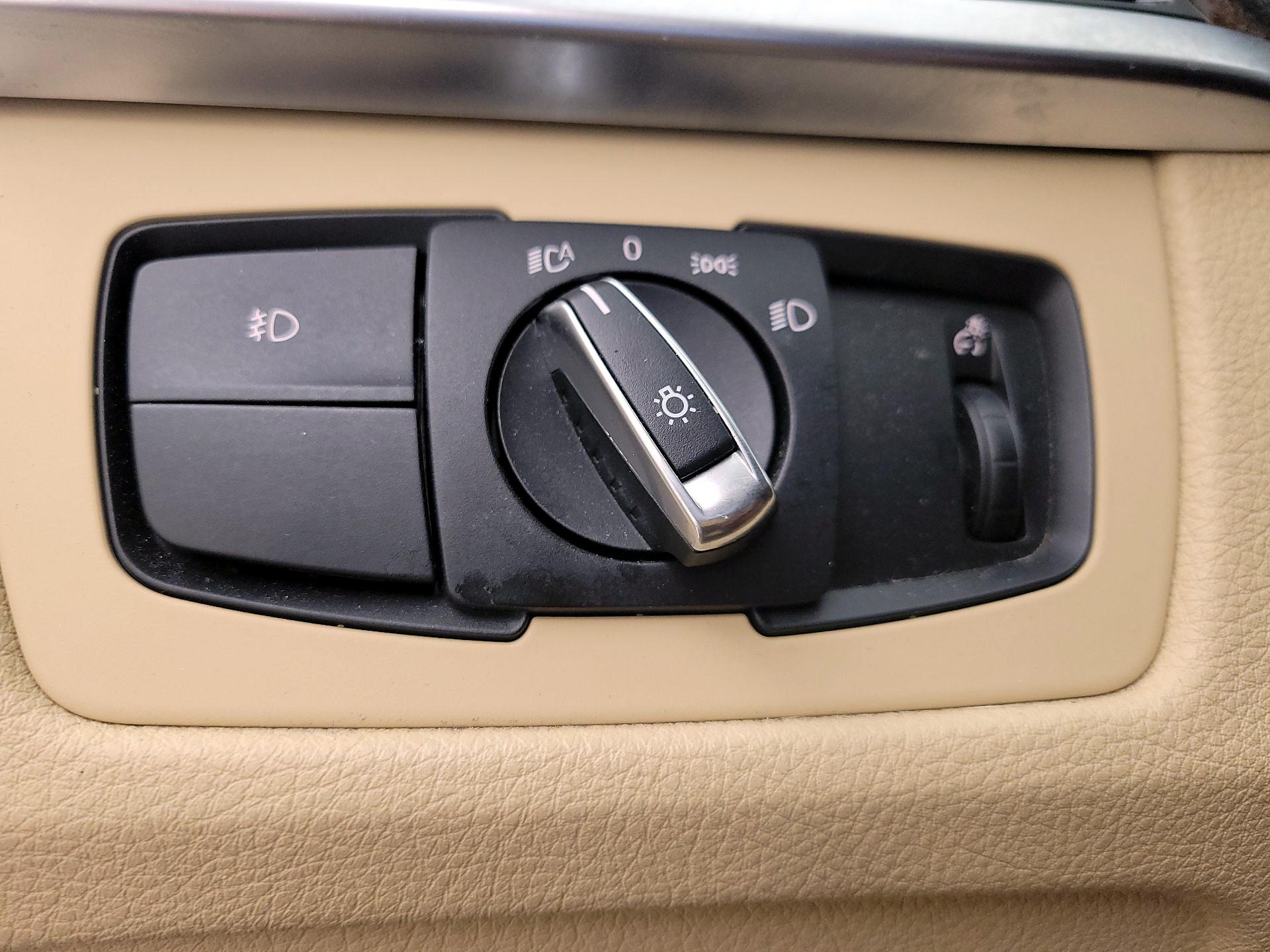 Thumbnail: 2014 BMW 3 Series - 13