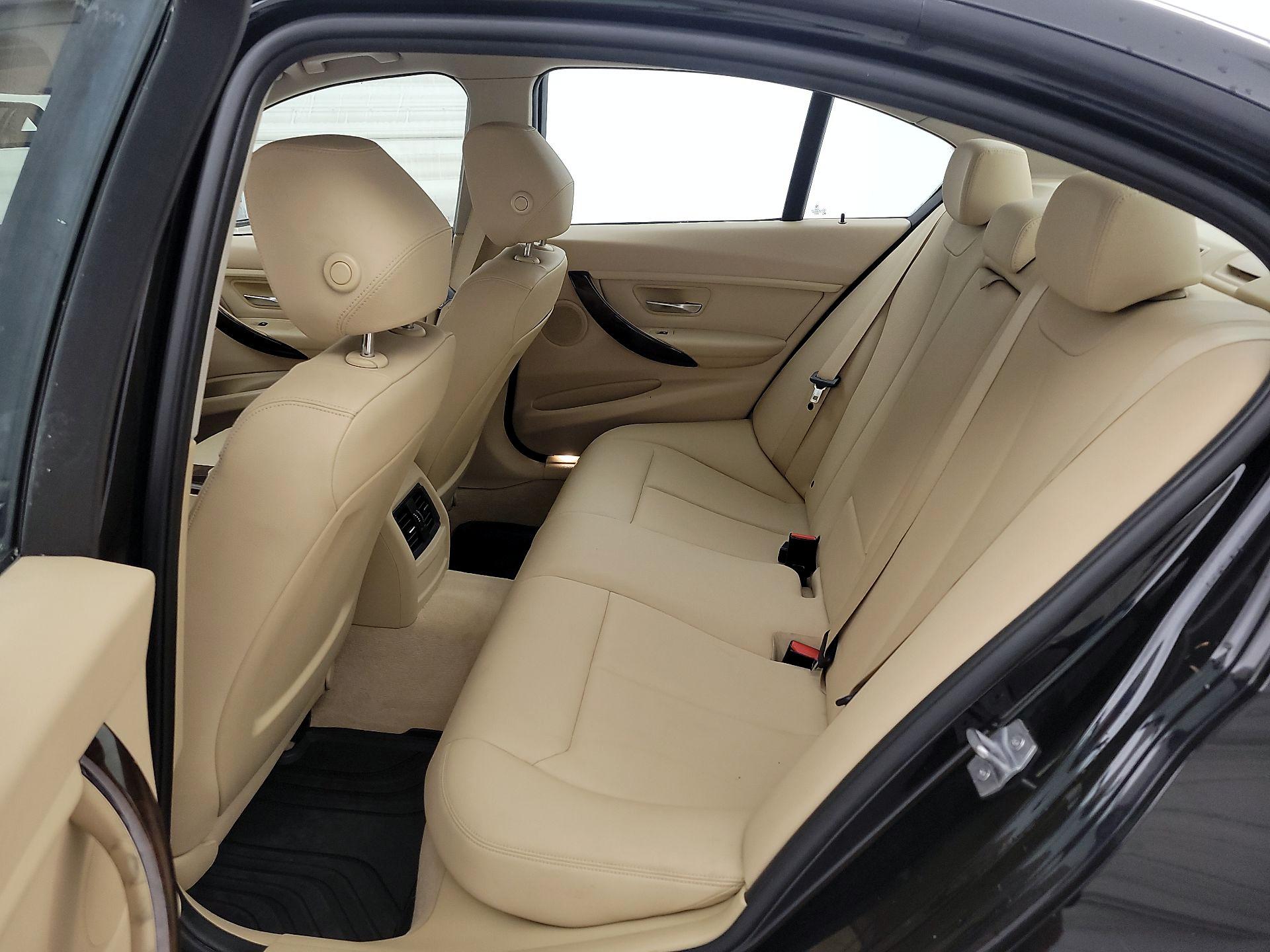 Thumbnail: 2014 BMW 3 Series - 19