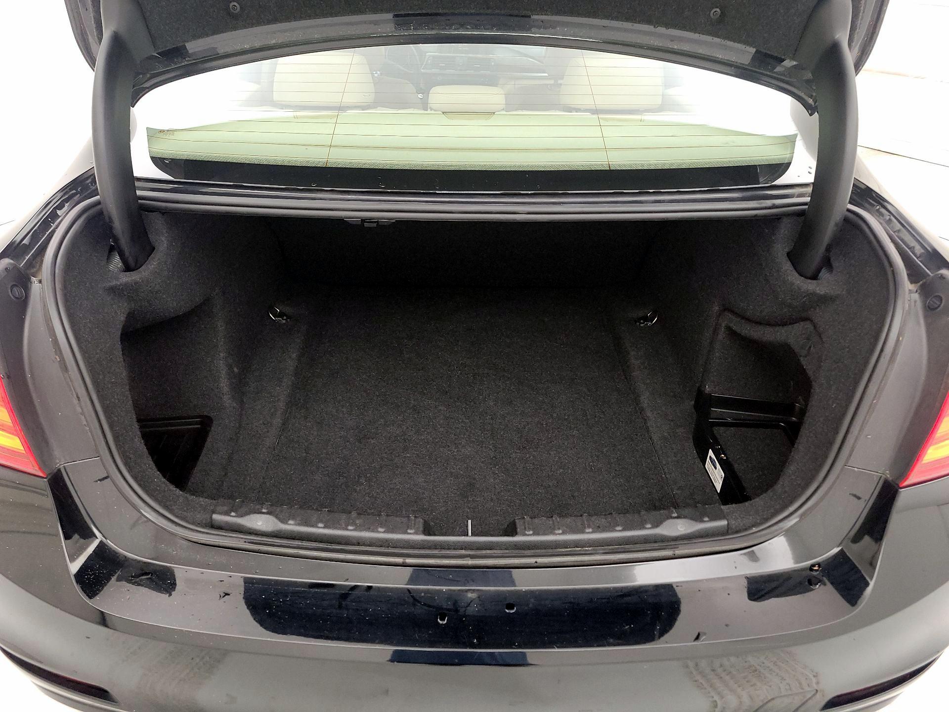 Thumbnail: 2014 BMW 3 Series - 20