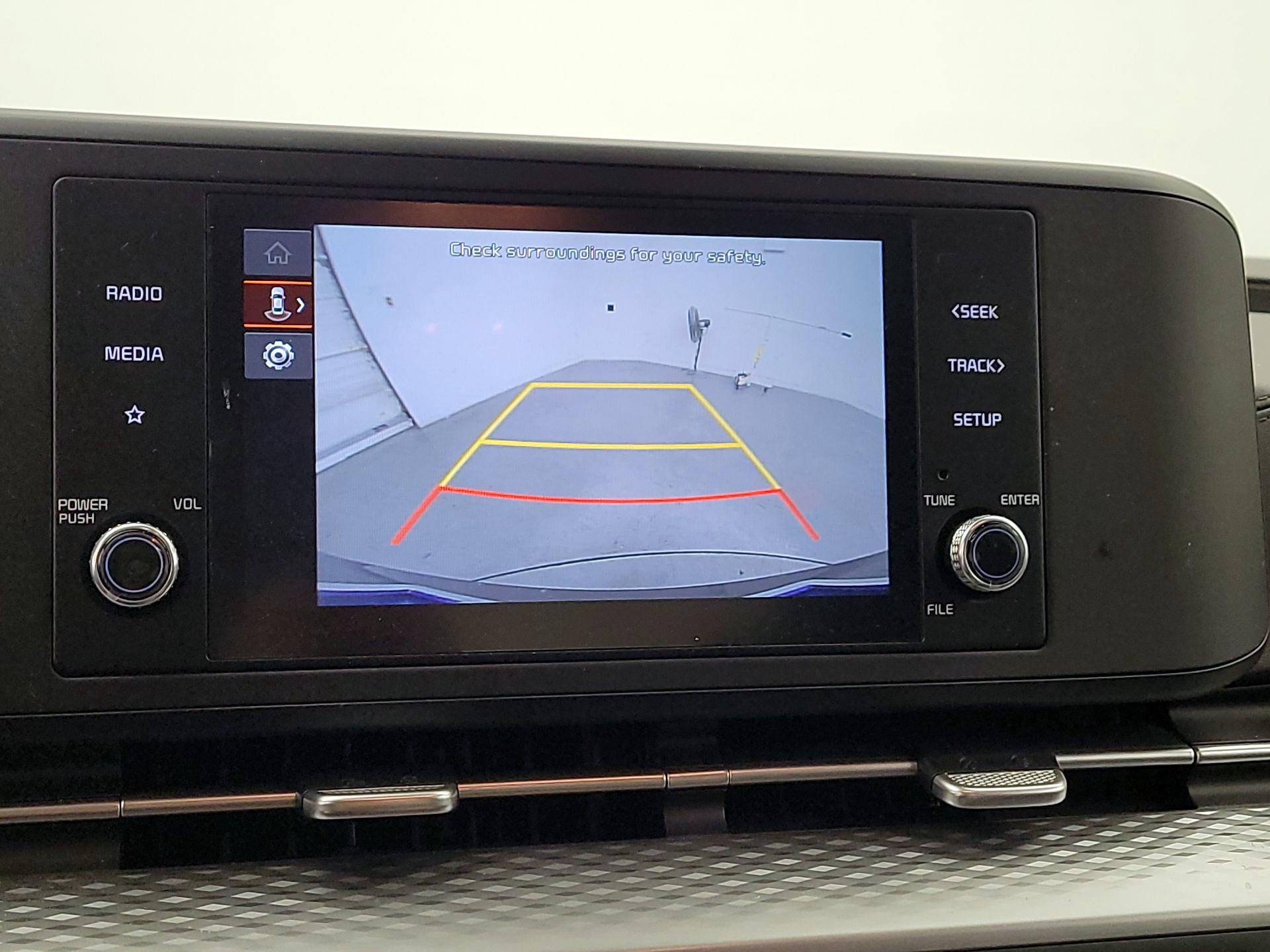 Thumbnail: 2023 Kia Carnival - 14