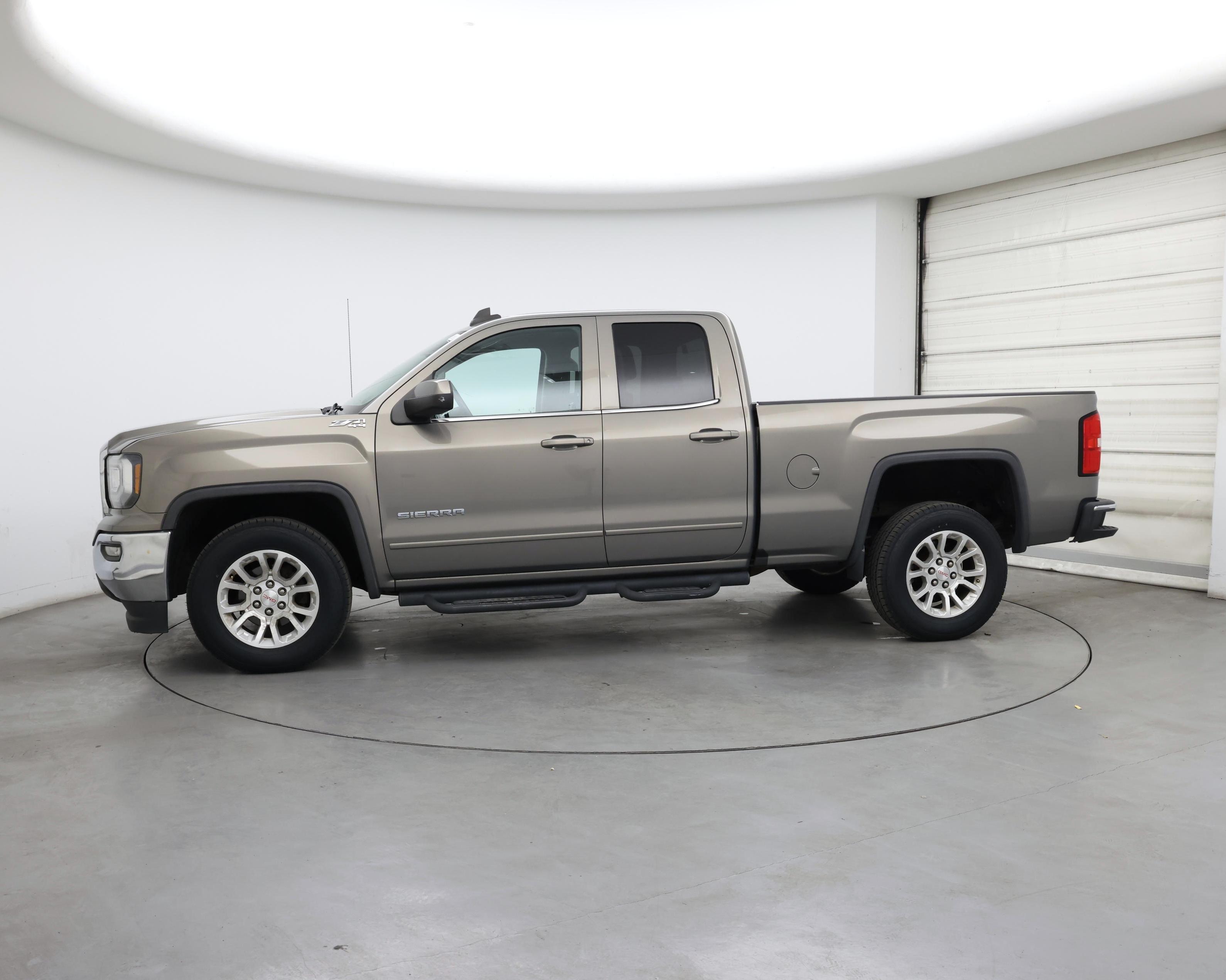 Thumbnail: 2017 GMC Sierra 1500 - 3