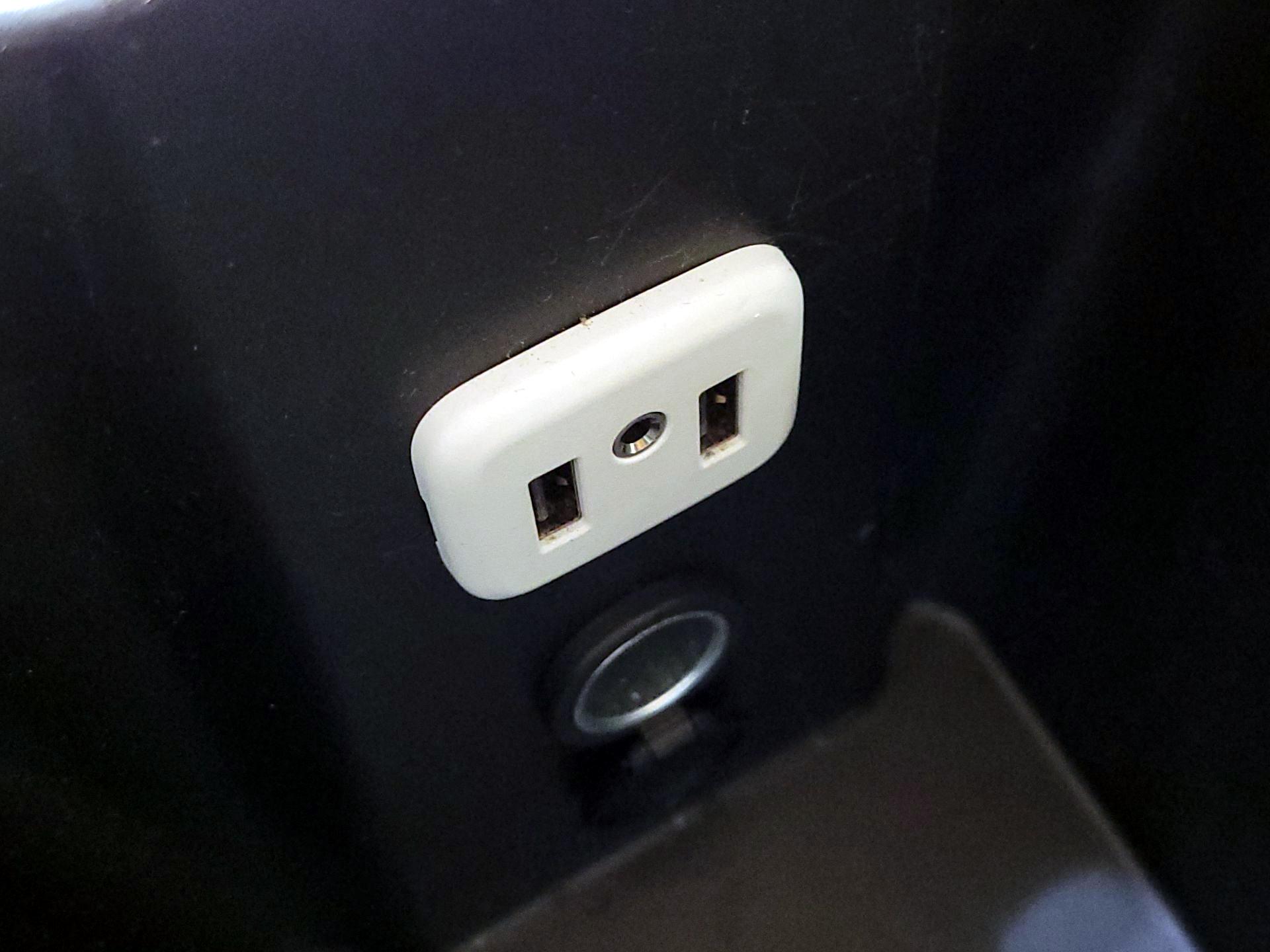 Thumbnail: 2018 Buick Envision - 18