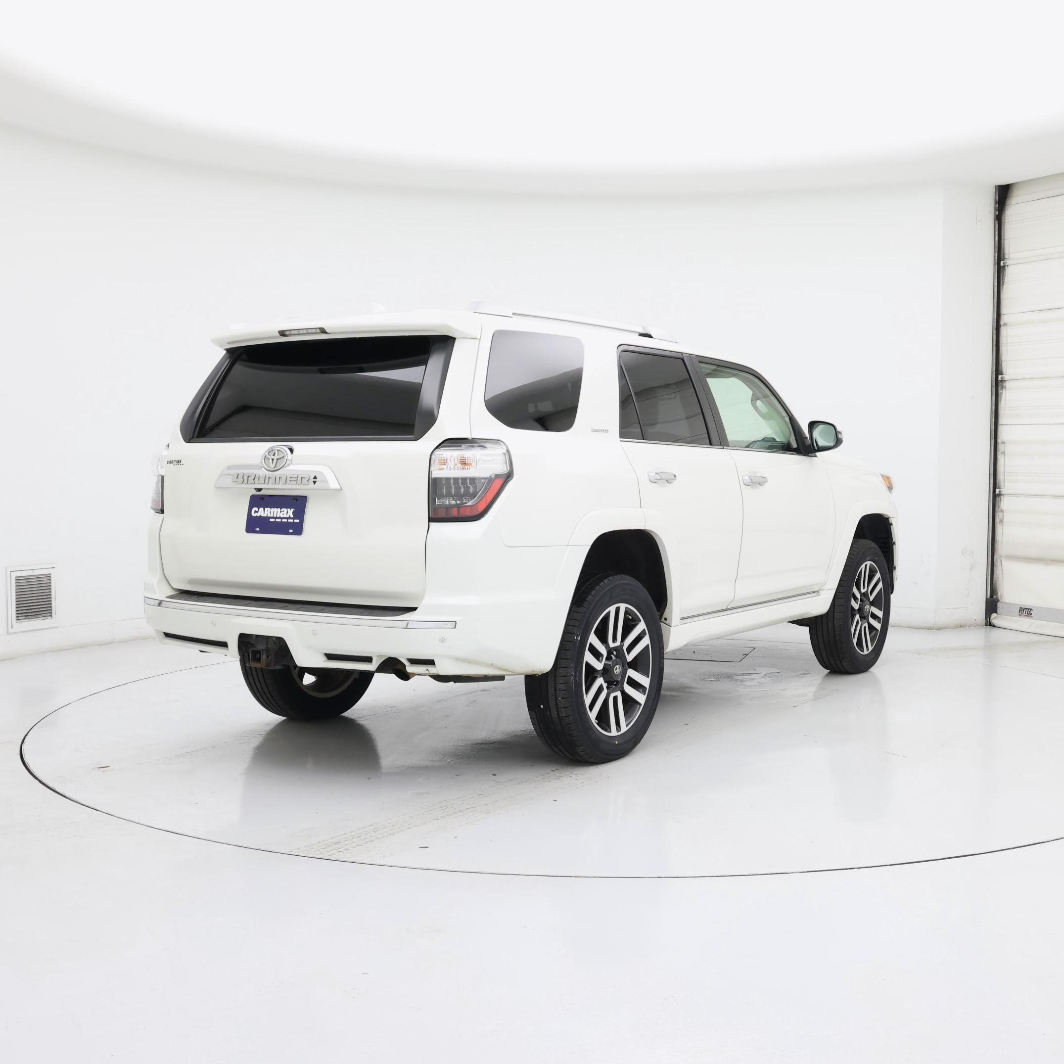 Thumbnail: 2019 Toyota 4Runner - 8