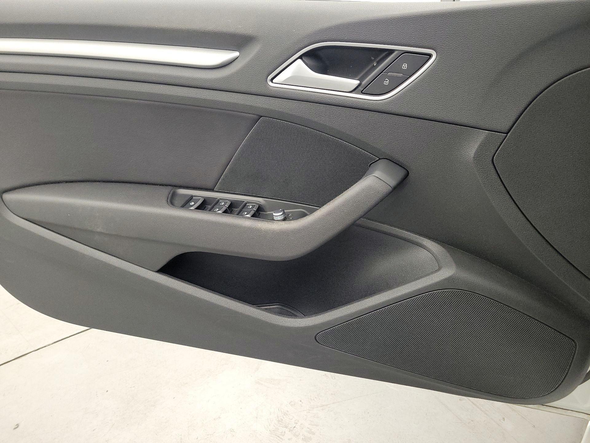 Thumbnail: 2016 Audi A3 - 12