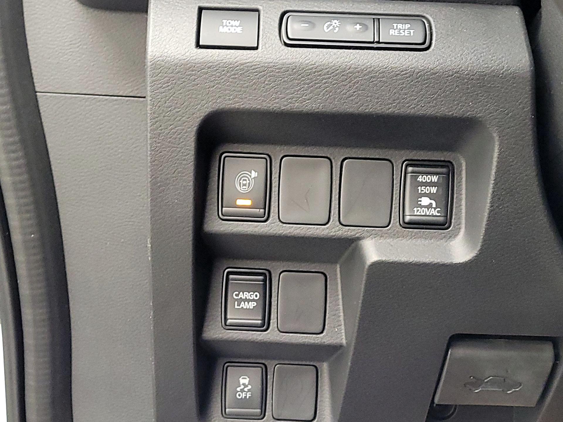 Thumbnail: 2023 Nissan Frontier - 14