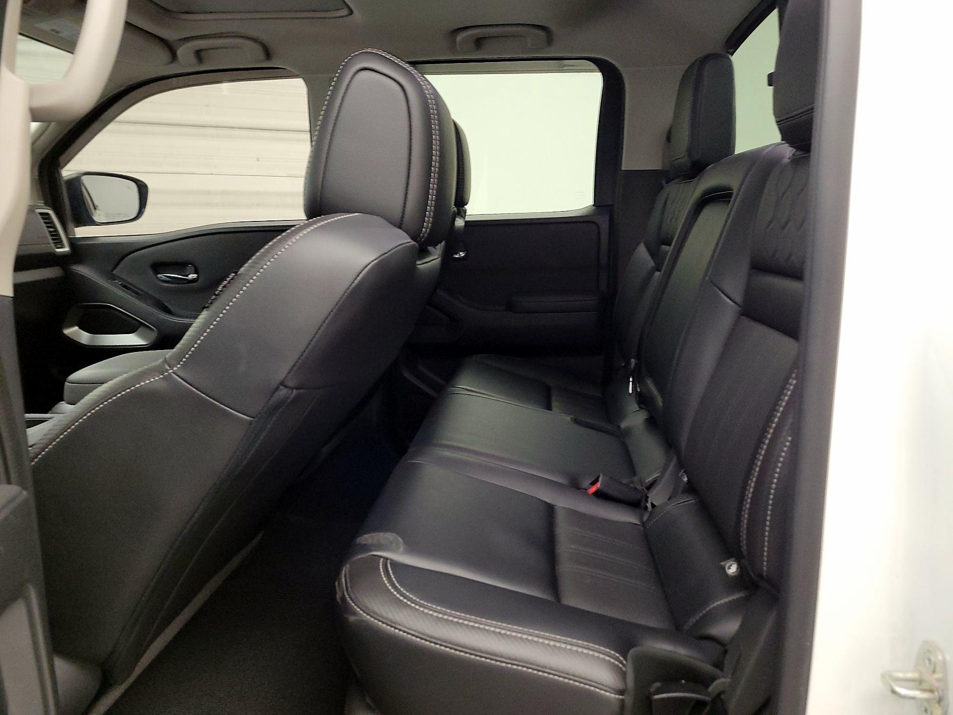 Thumbnail: 2023 Nissan Frontier - 20