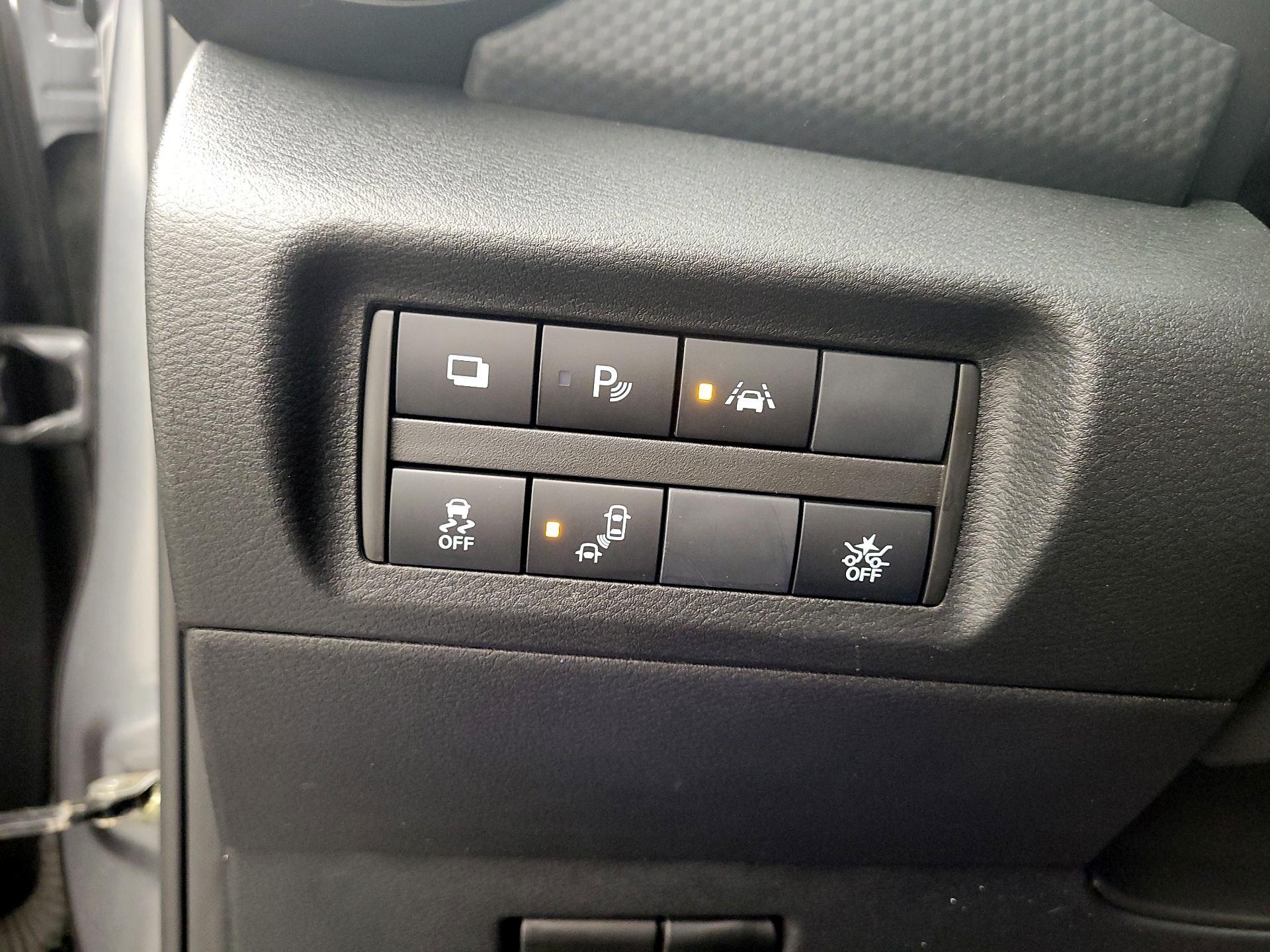 Thumbnail: 2021 Nissan Kicks - 13