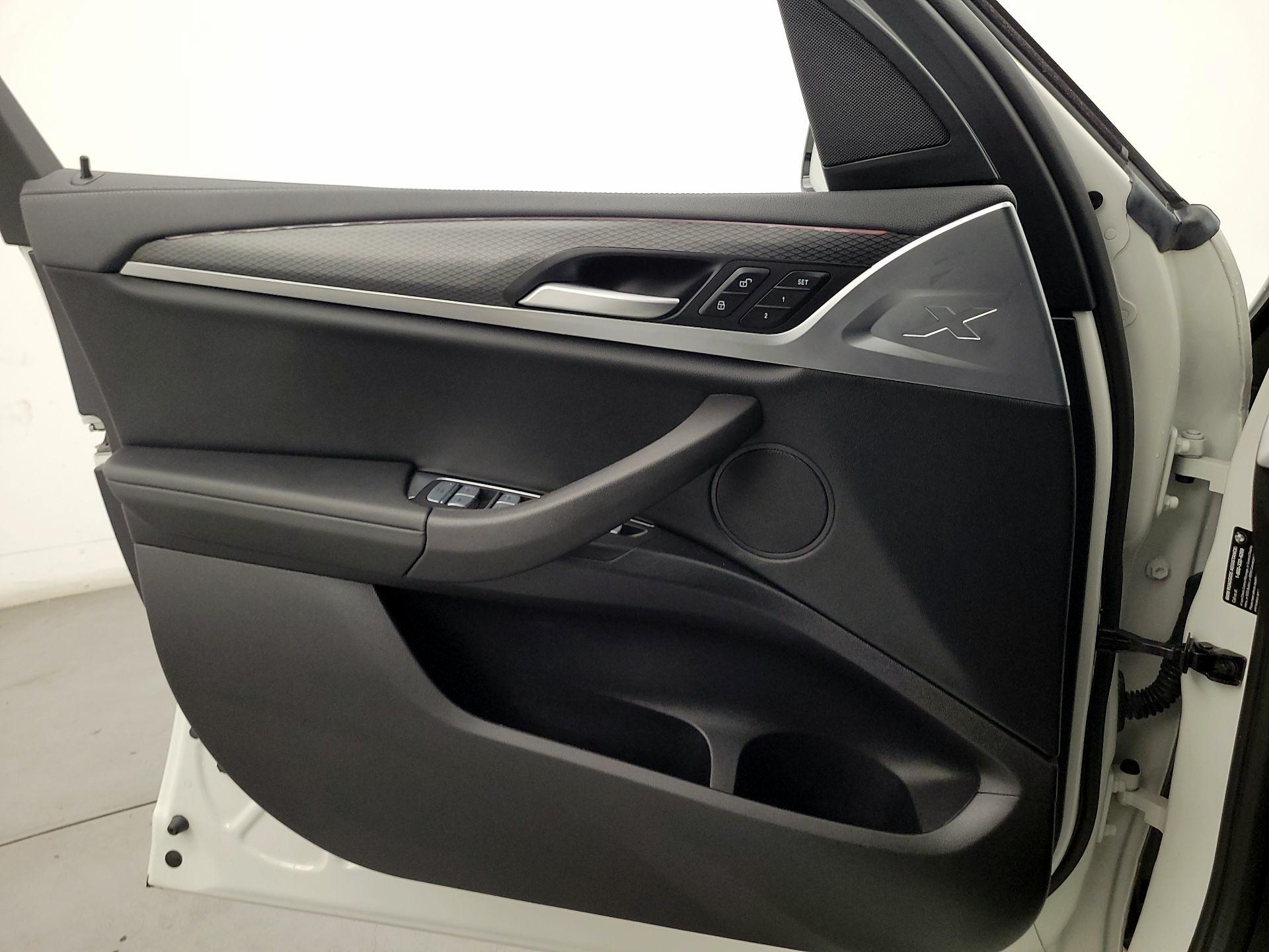 Thumbnail: 2023 BMW X3 - 12