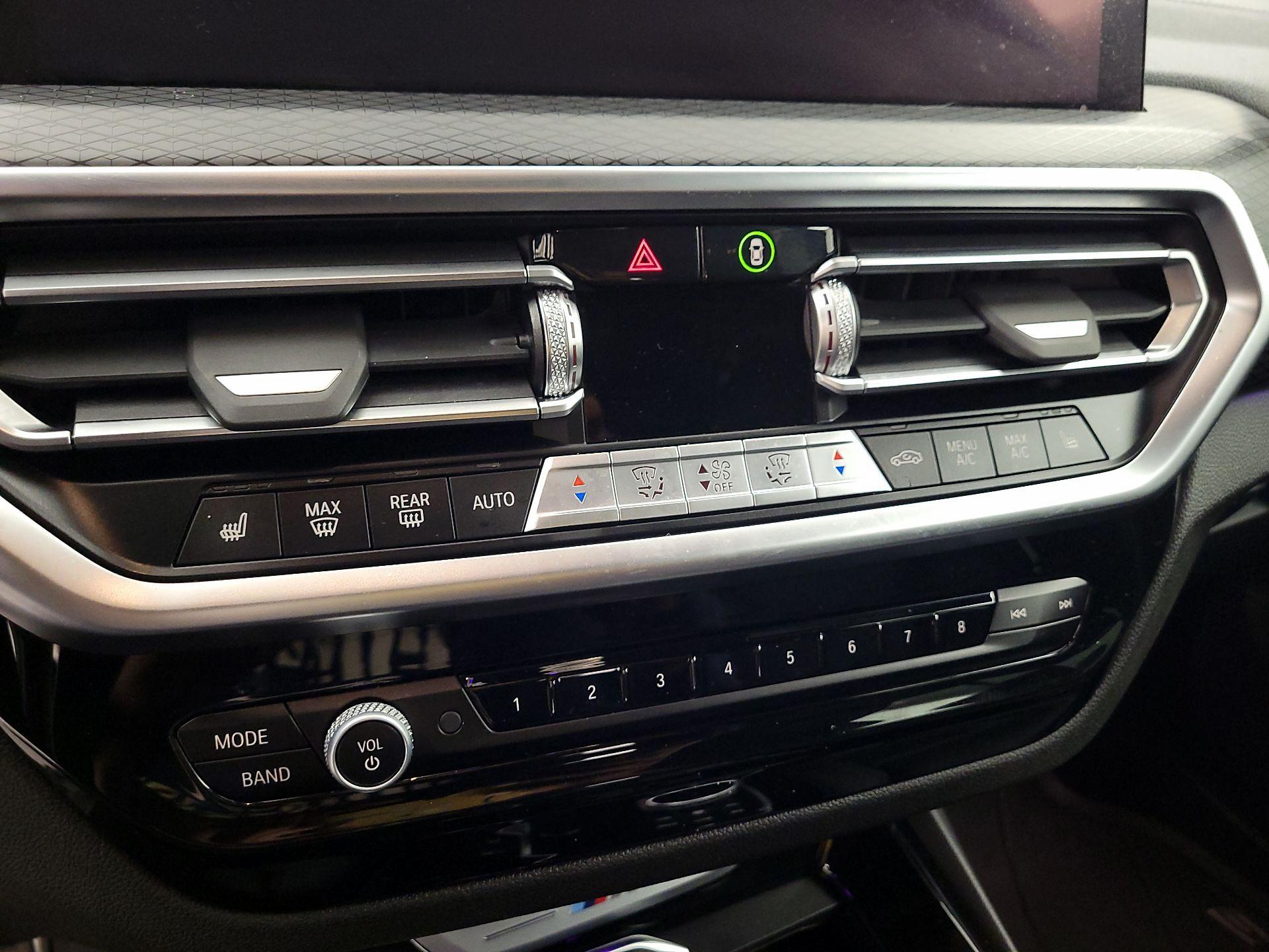 Thumbnail: 2023 BMW X3 - 14