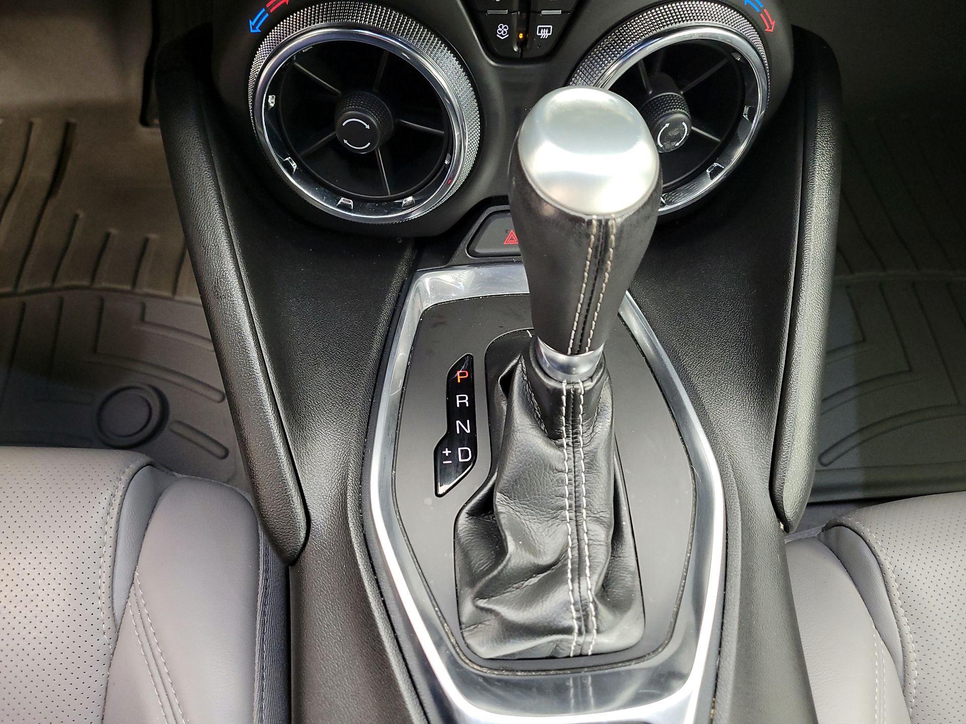 Thumbnail: 2020 Chevrolet Camaro - 15