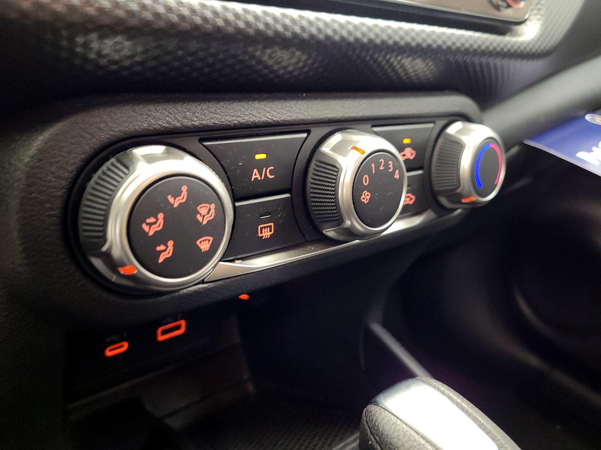 Thumbnail: 2023 Nissan Kicks - 14