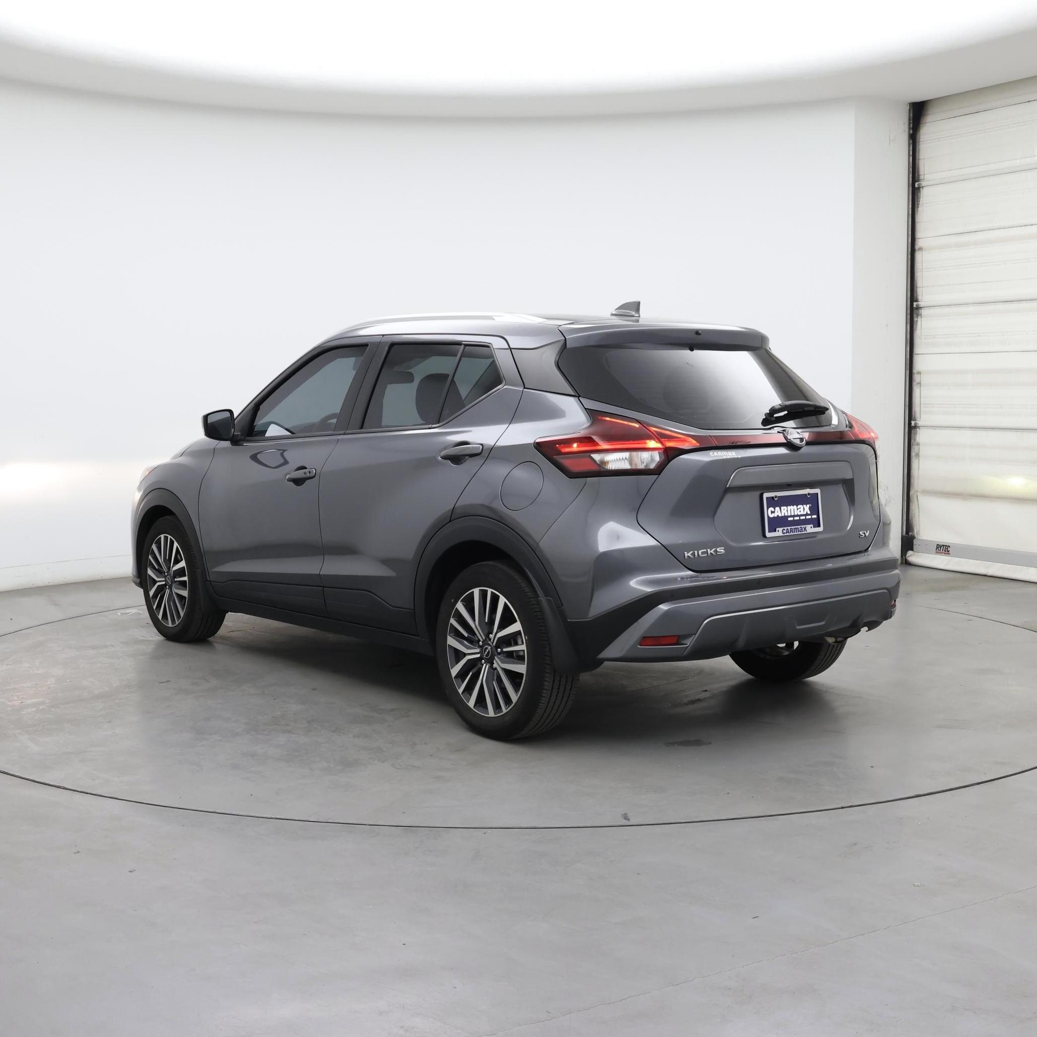 Thumbnail: 2023 Nissan Kicks - 2
