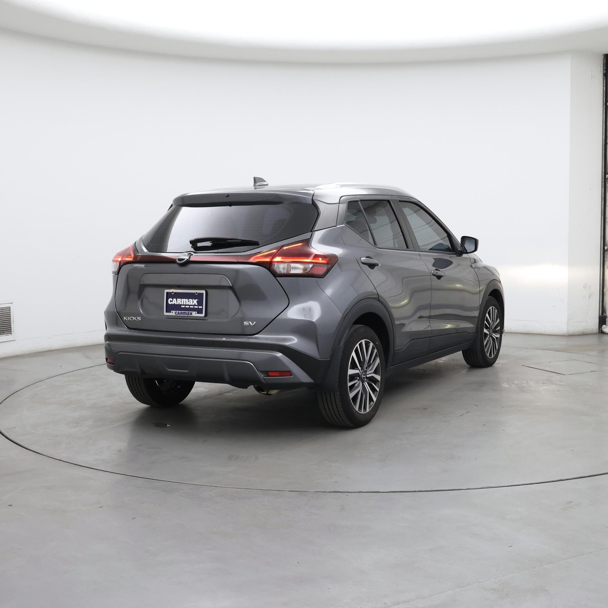 Thumbnail: 2023 Nissan Kicks - 8