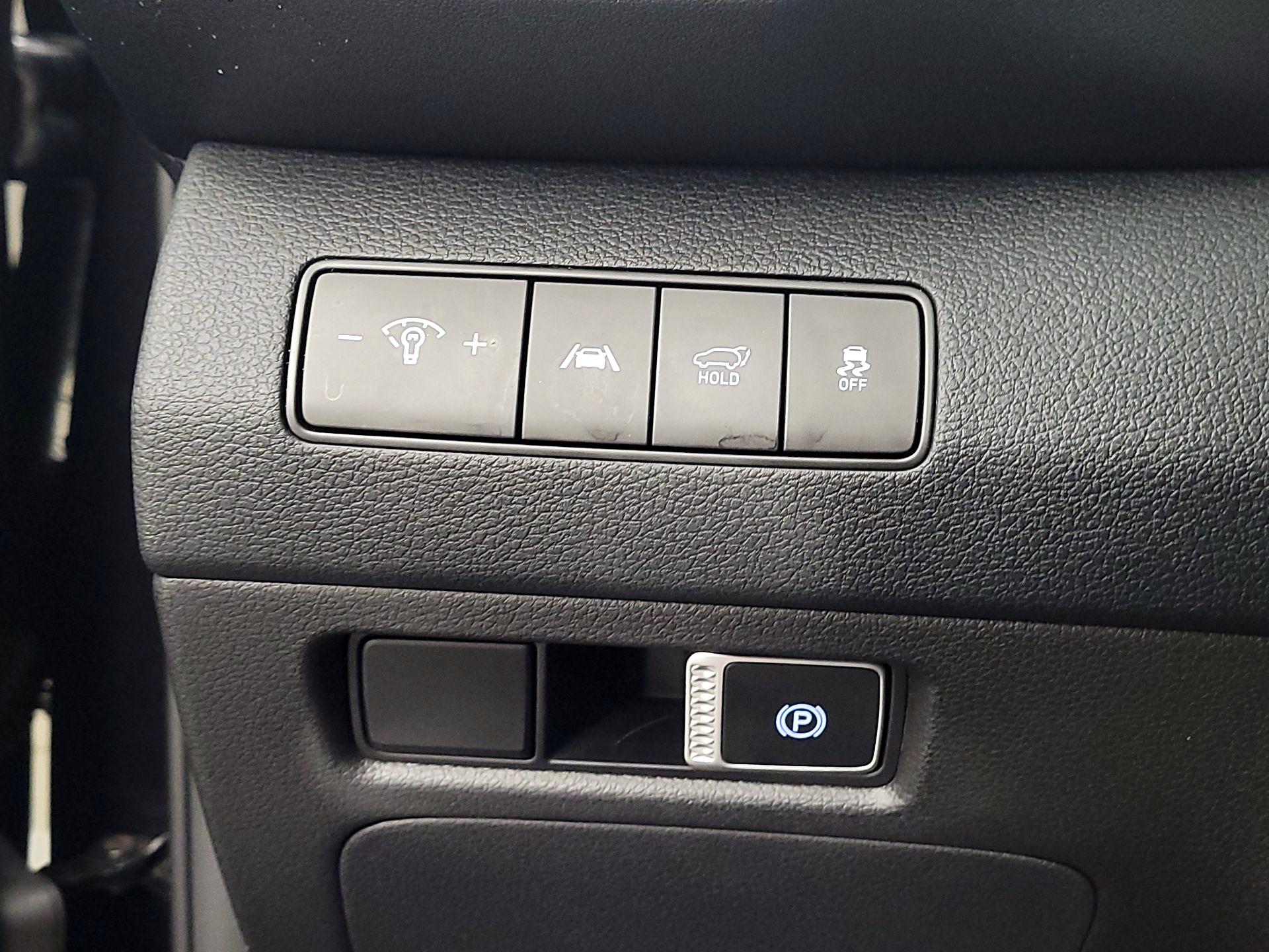 Thumbnail: 2023 Hyundai Santa Fe - 13