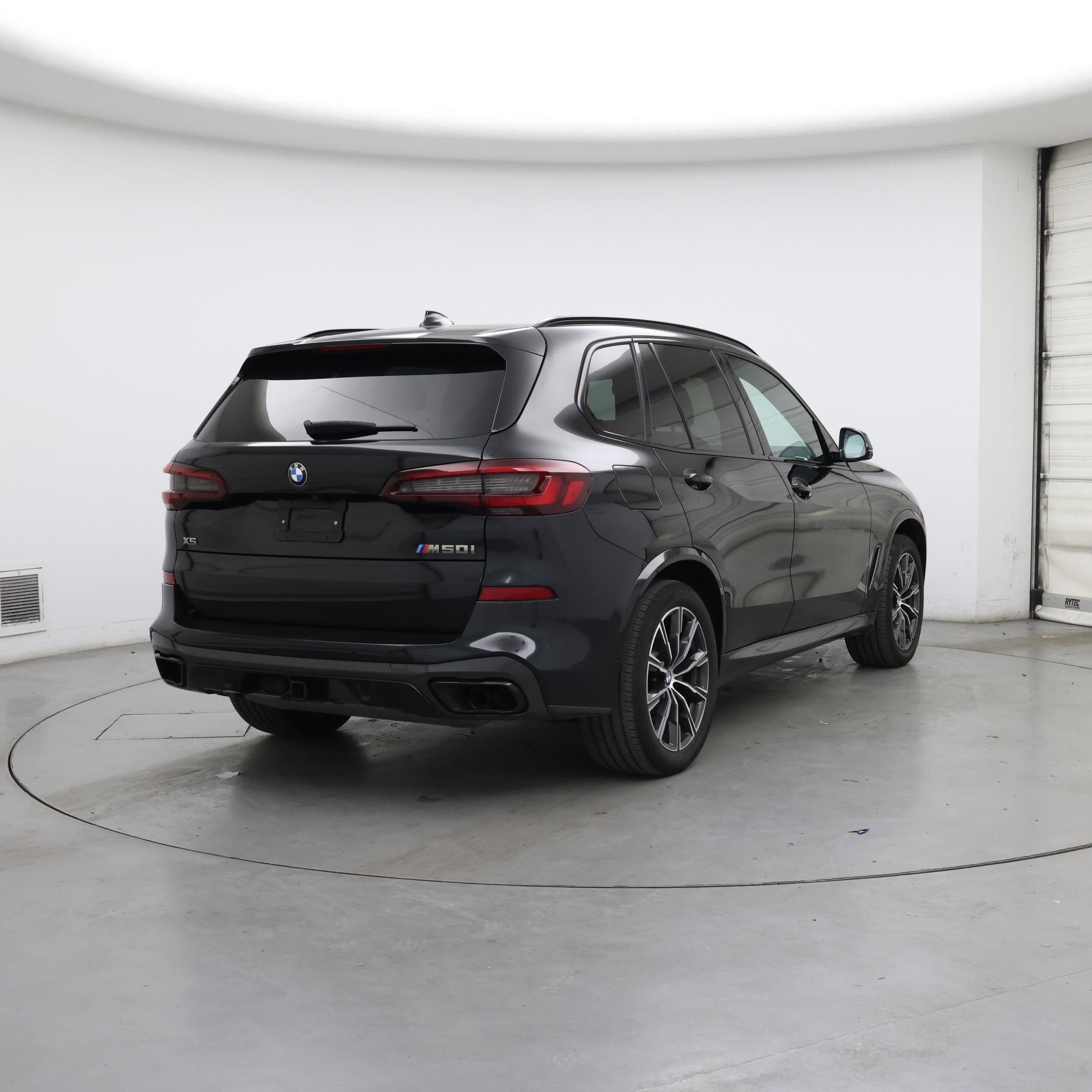 Thumbnail: 2022 BMW X5 - 8