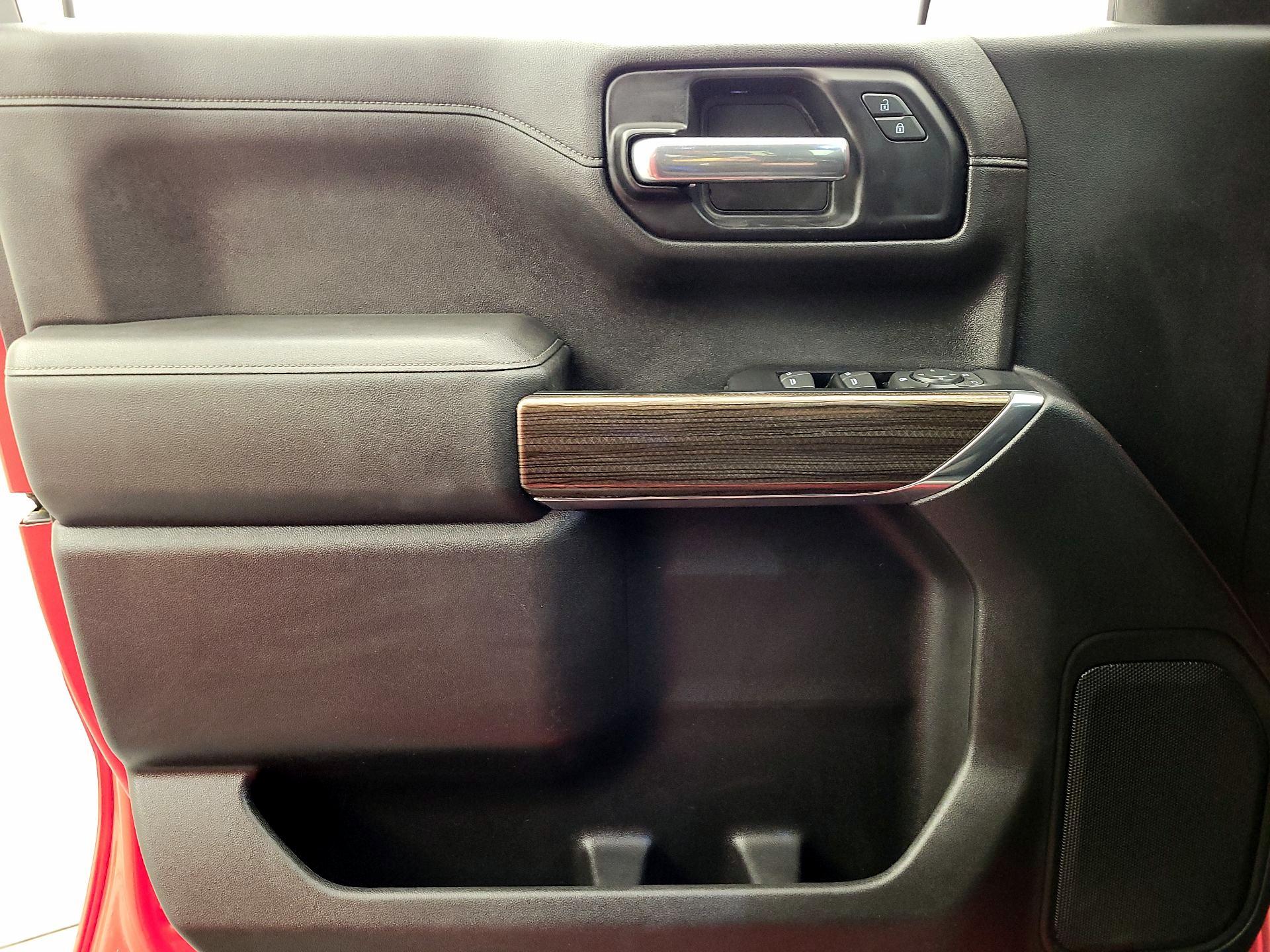 Thumbnail: 2019 Chevrolet Silverado 1500 - 12