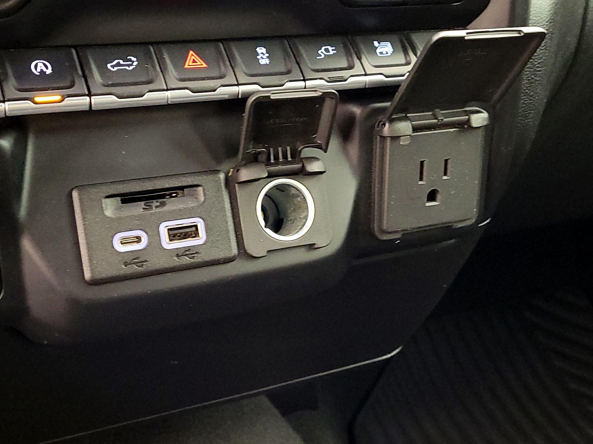 Thumbnail: 2019 Chevrolet Silverado 1500 - 18