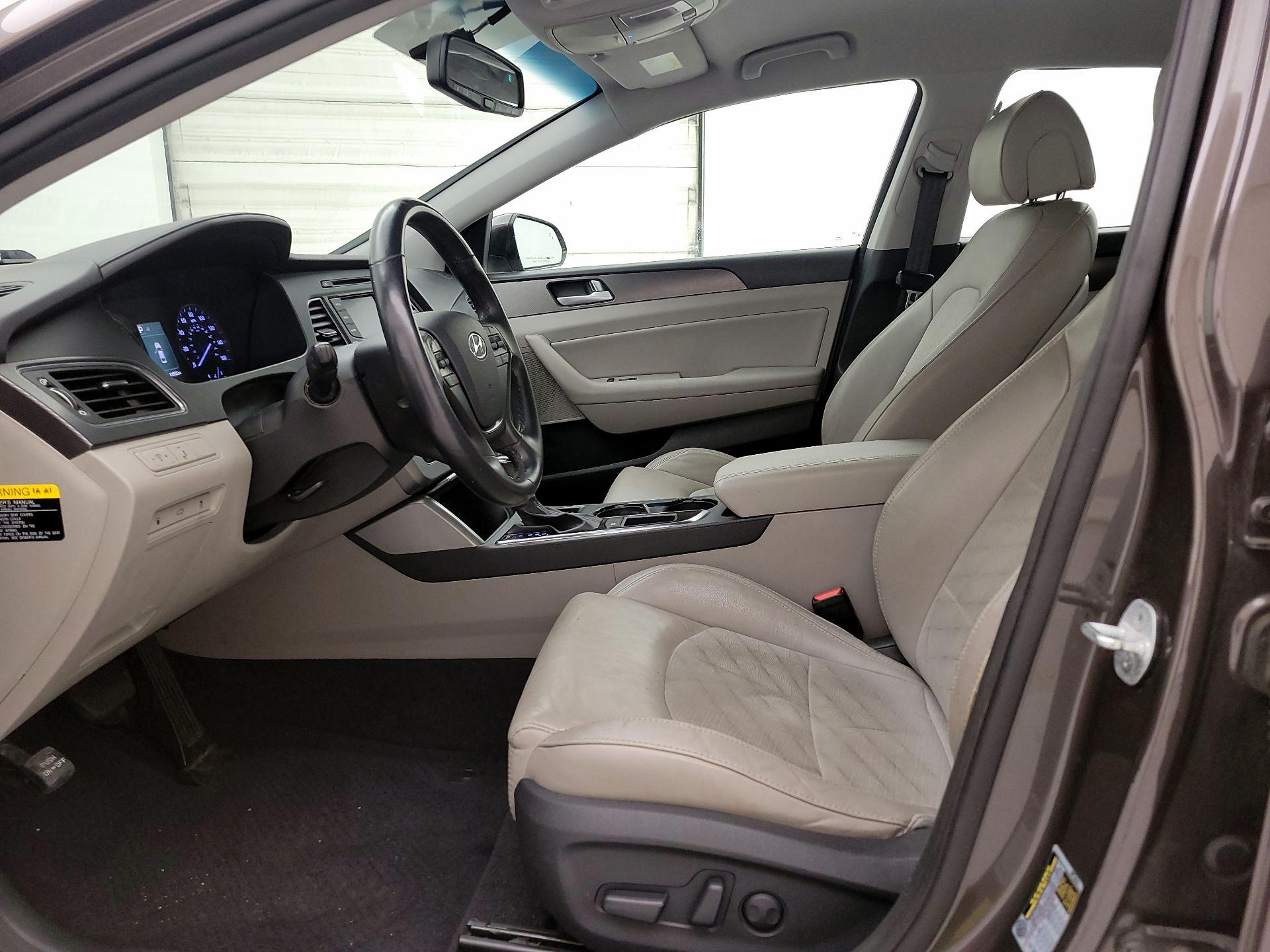 Thumbnail: 2015 Hyundai Sonata - 11