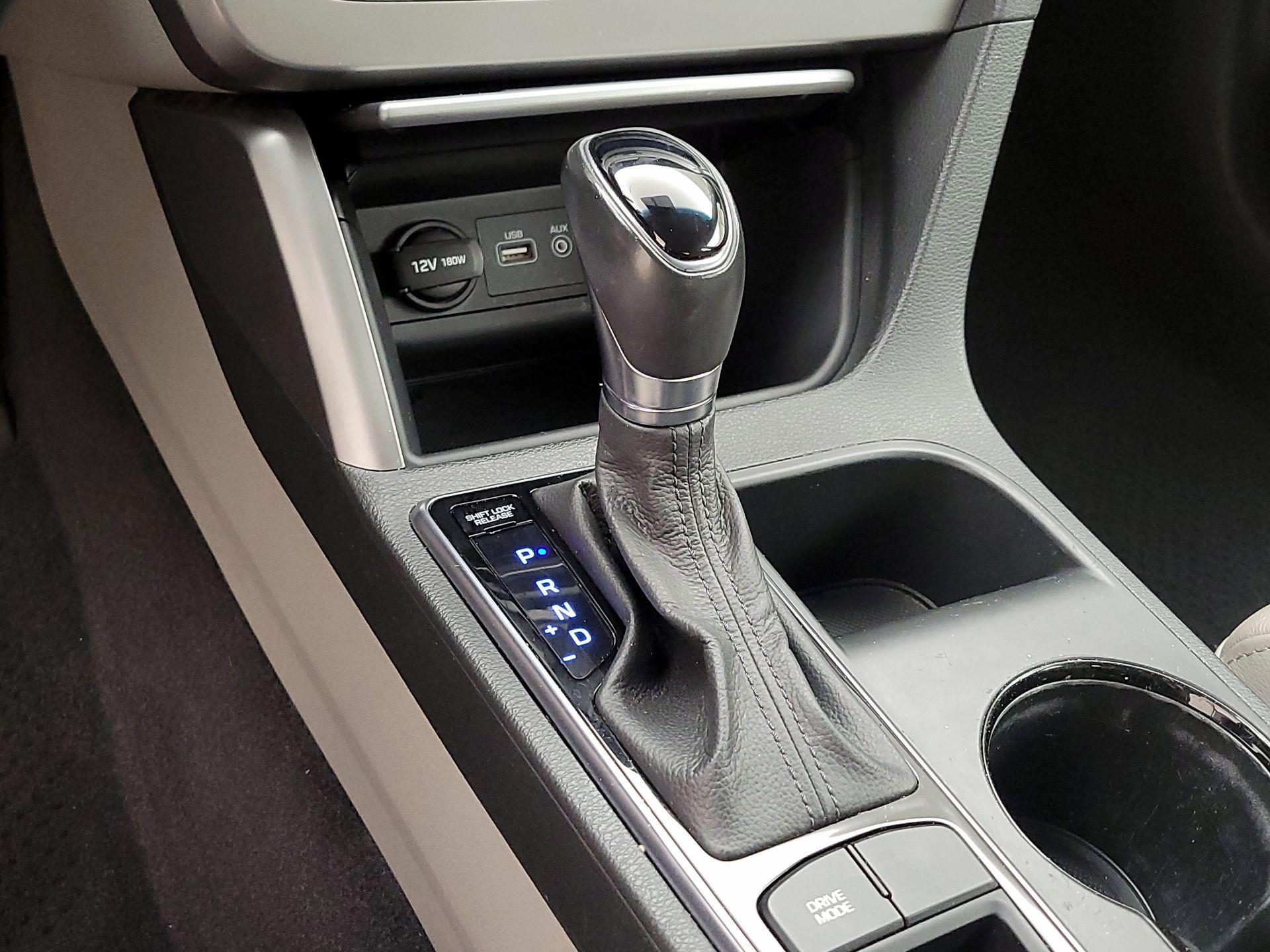 Thumbnail: 2015 Hyundai Sonata - 16