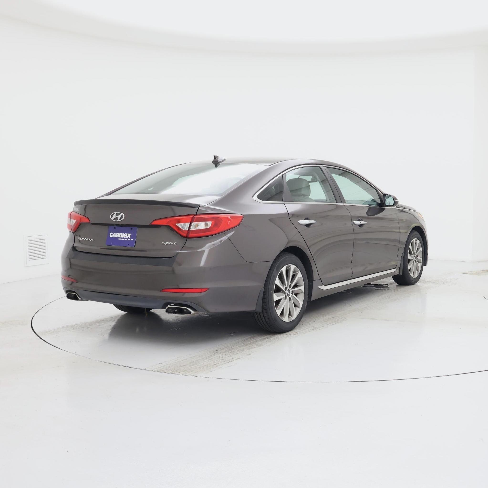 Thumbnail: 2015 Hyundai Sonata - 8