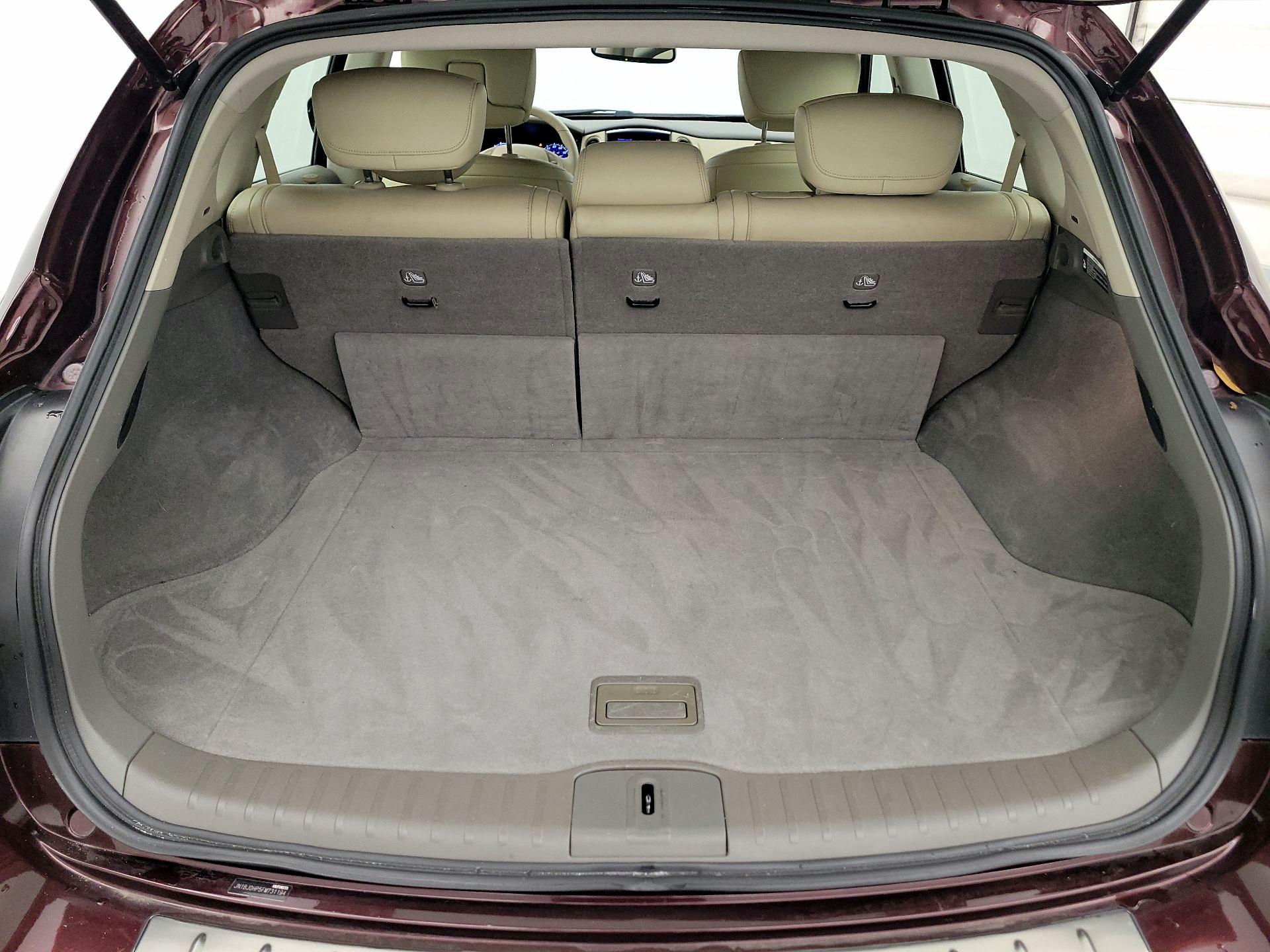 Thumbnail: 2015 INFINITI QX50 - 20