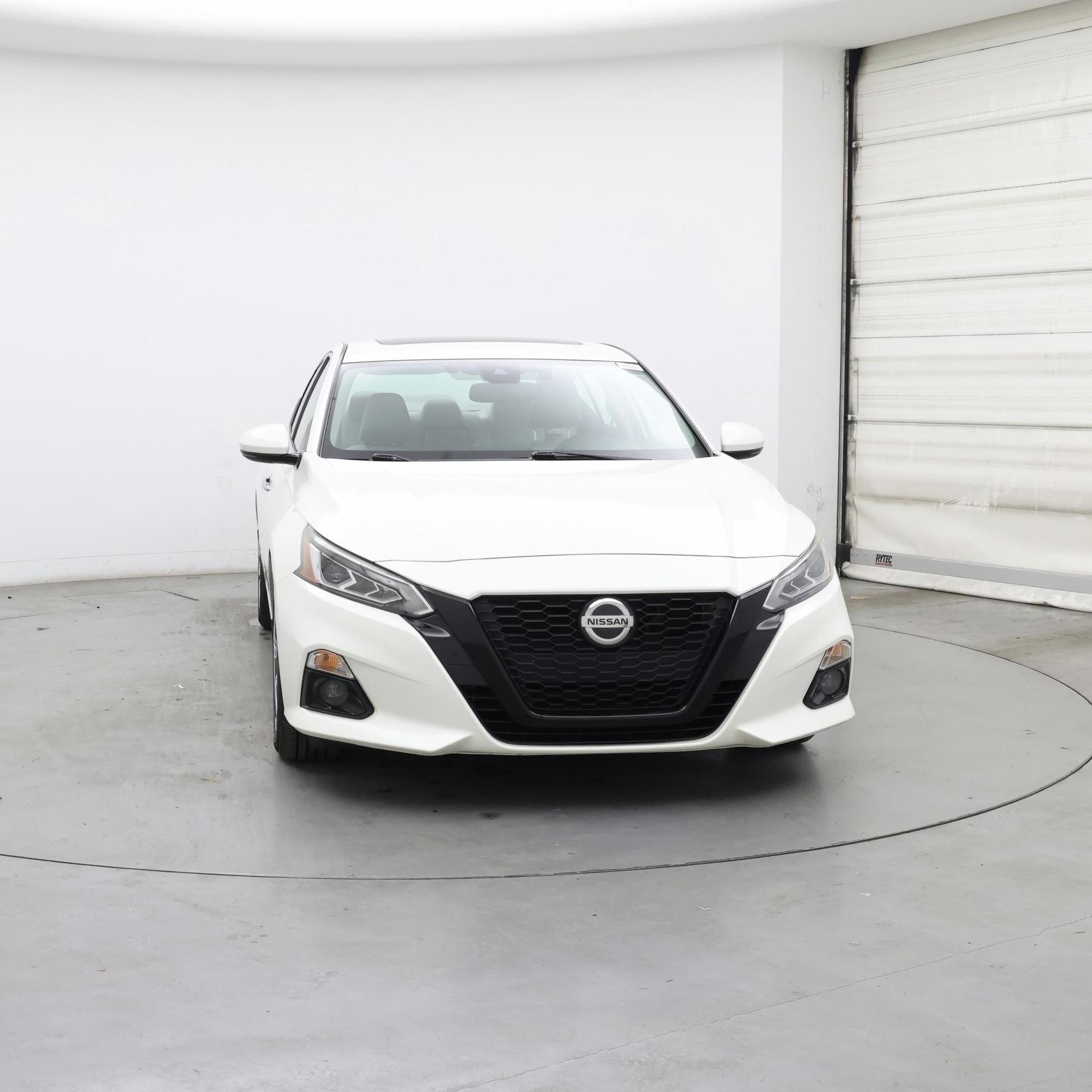 Thumbnail: 2019 Nissan Altima - 5