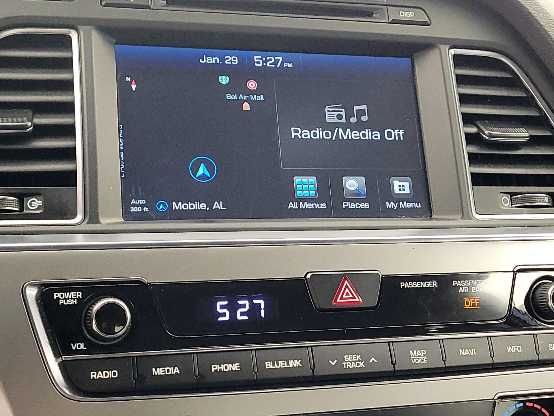 Thumbnail: 2017 Hyundai Sonata - 15