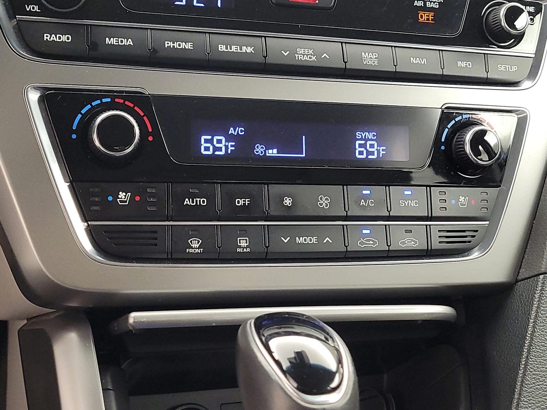 Thumbnail: 2017 Hyundai Sonata - 16