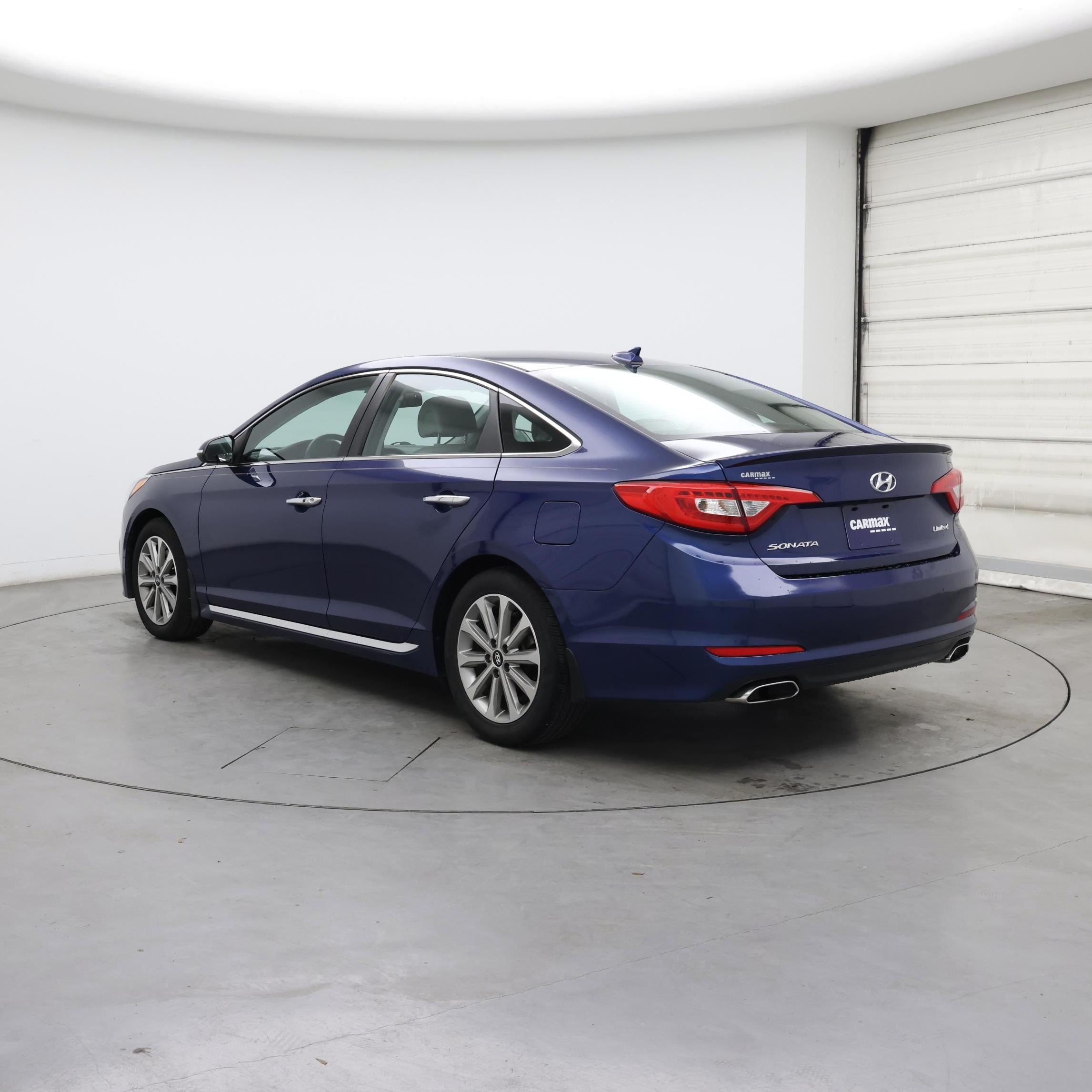 Thumbnail: 2017 Hyundai Sonata - 2