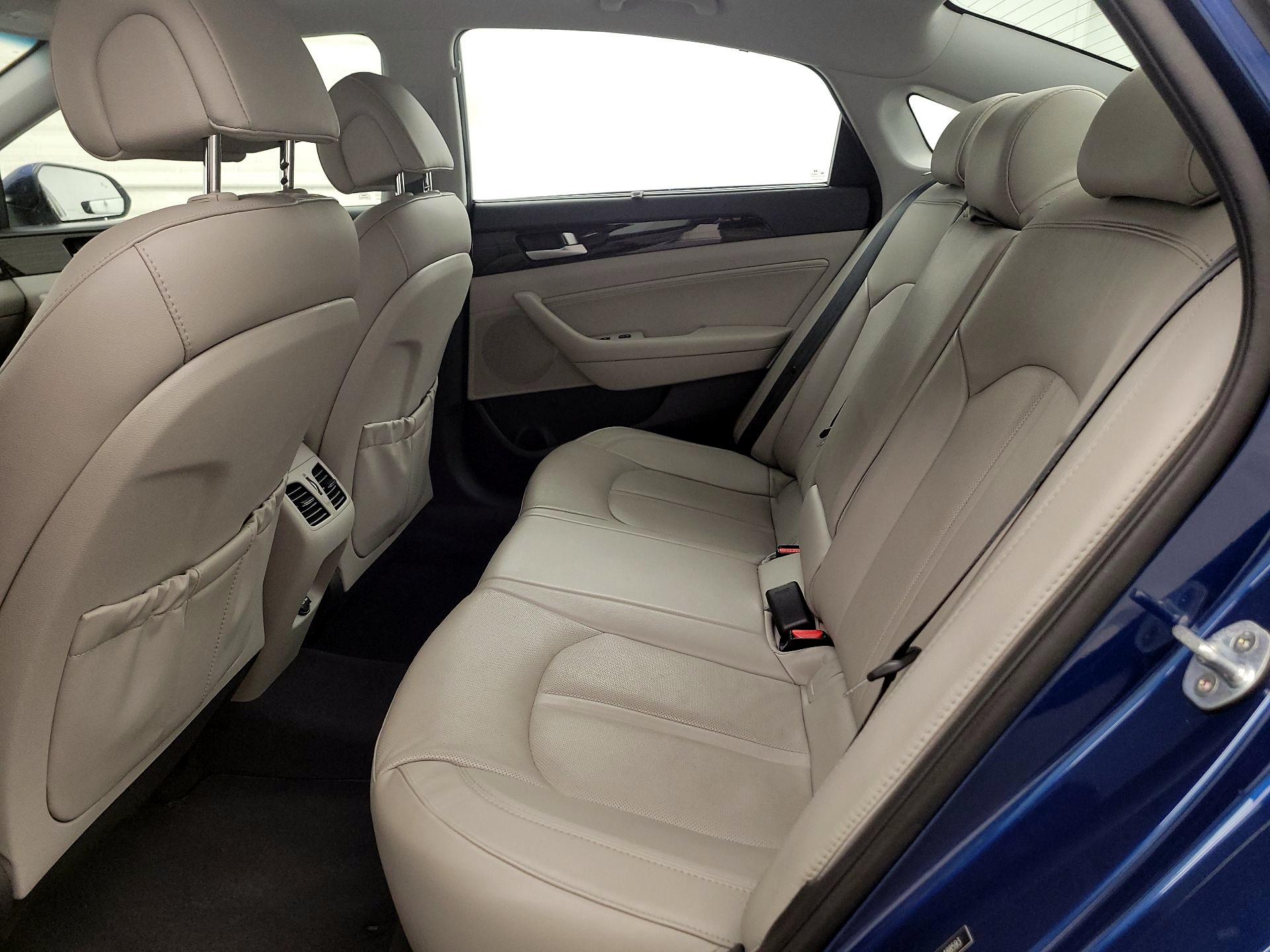 Thumbnail: 2017 Hyundai Sonata - 19