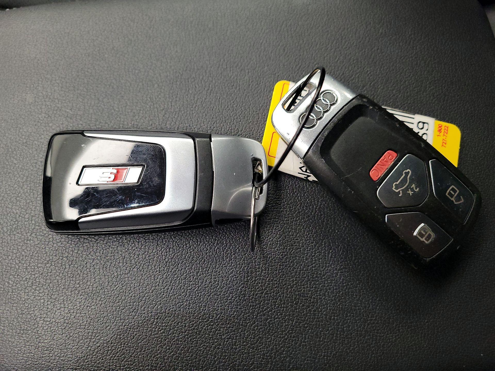 Thumbnail: 2021 Audi S4 - 18