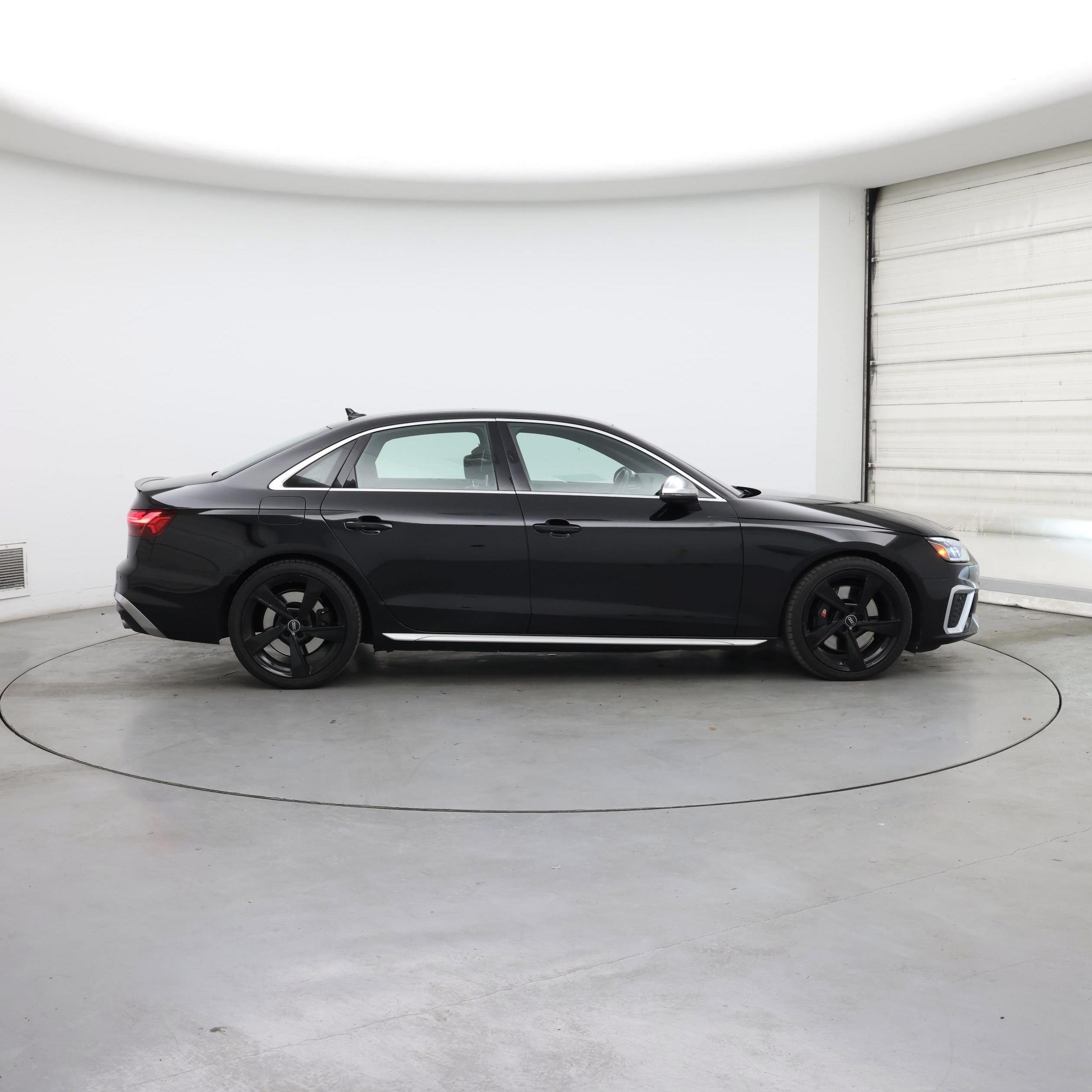 Thumbnail: 2021 Audi S4 - 7