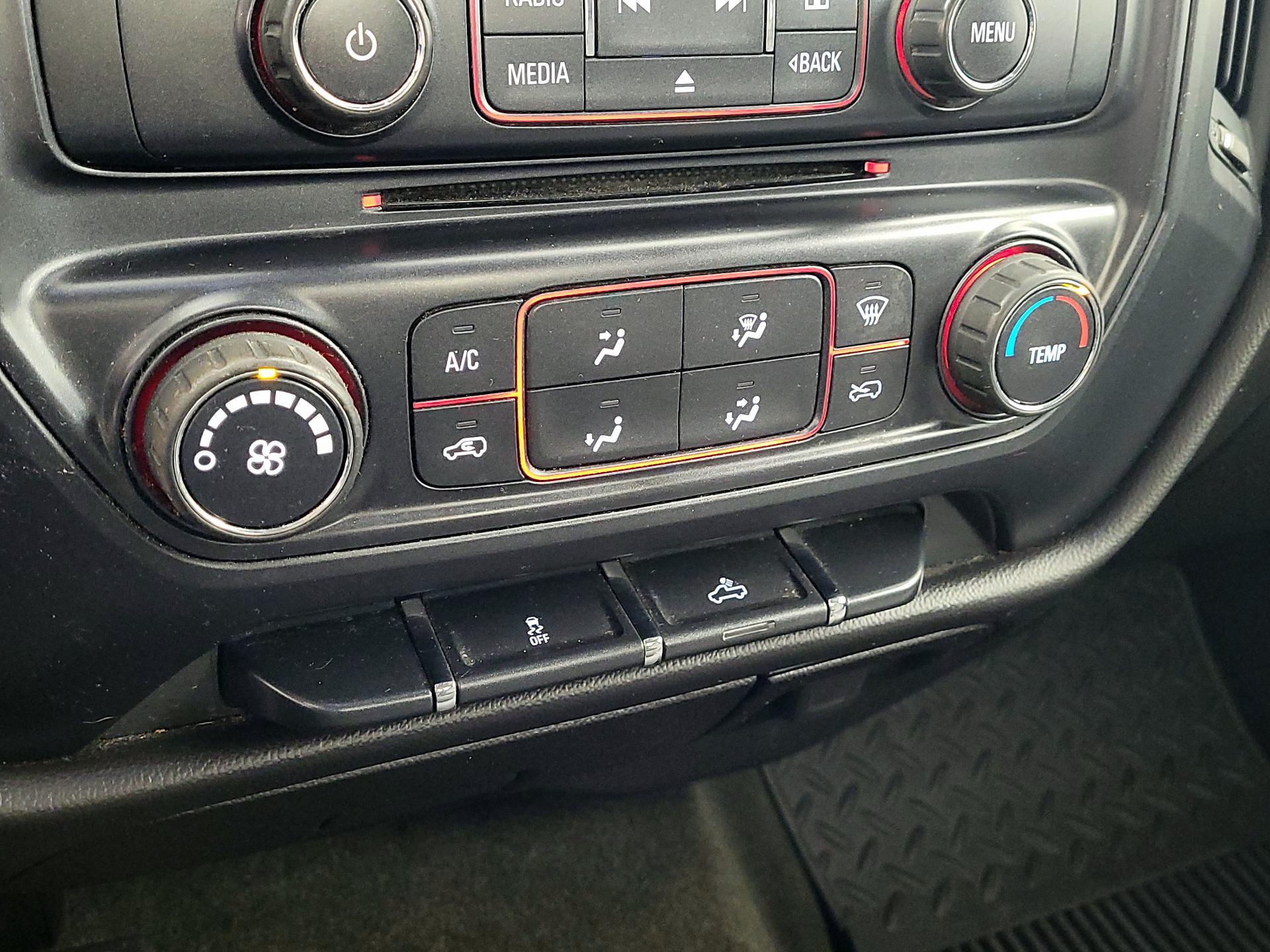 Thumbnail: 2014 GMC Sierra 1500 - 15