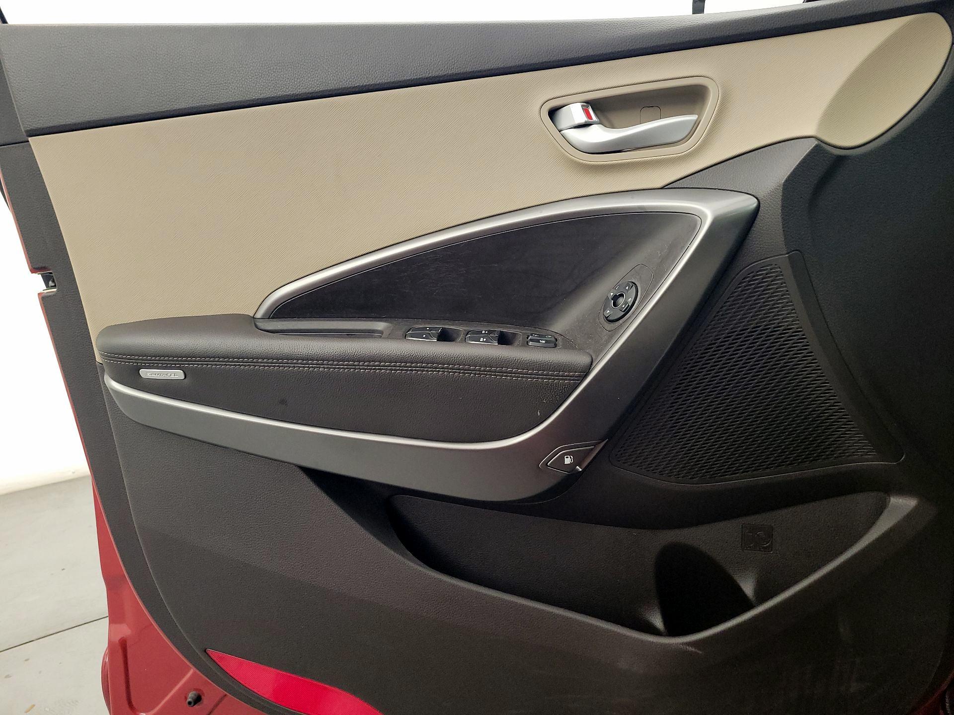 Thumbnail: 2018 Hyundai Santa Fe - 12