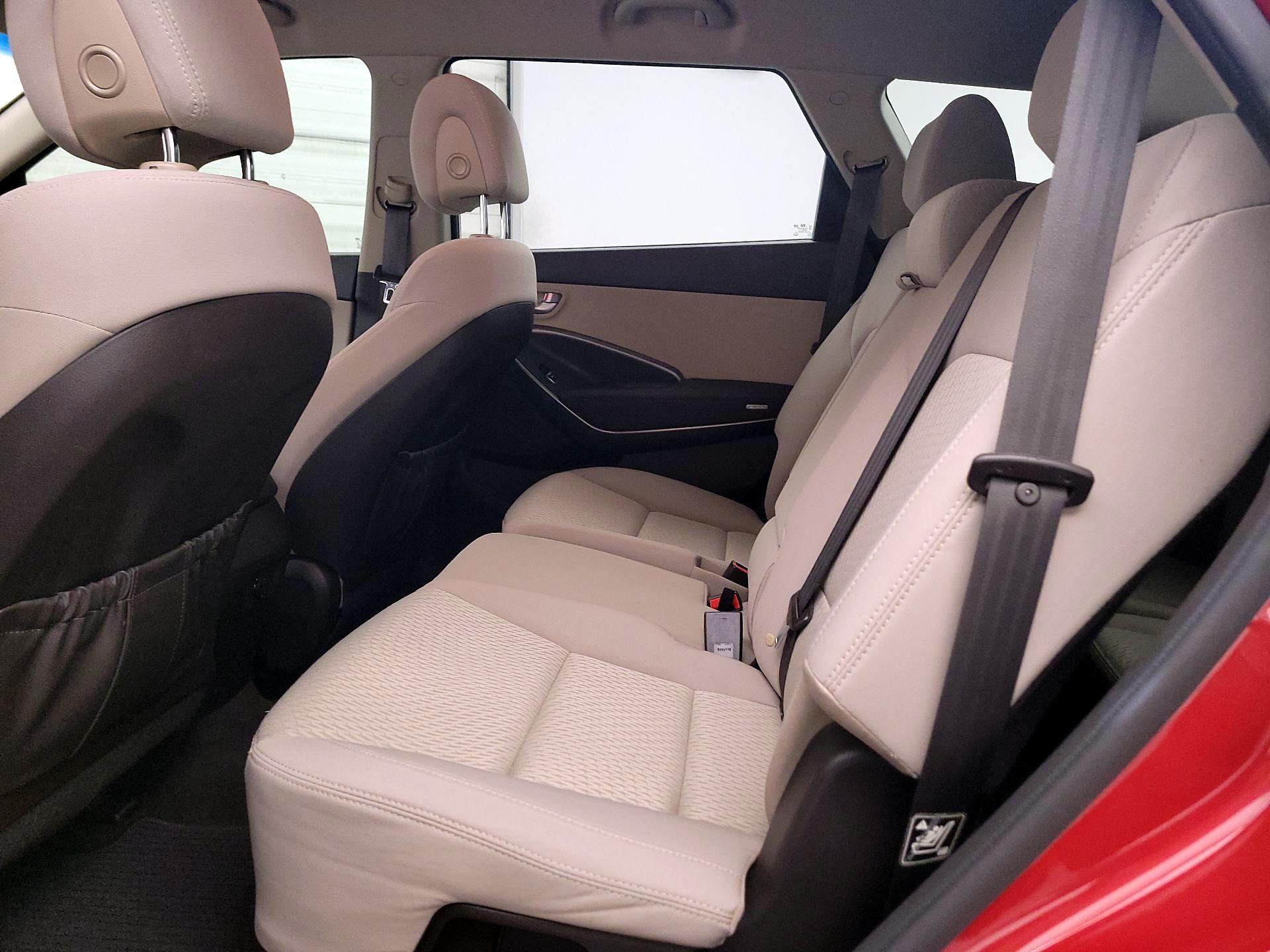 Thumbnail: 2018 Hyundai Santa Fe - 19