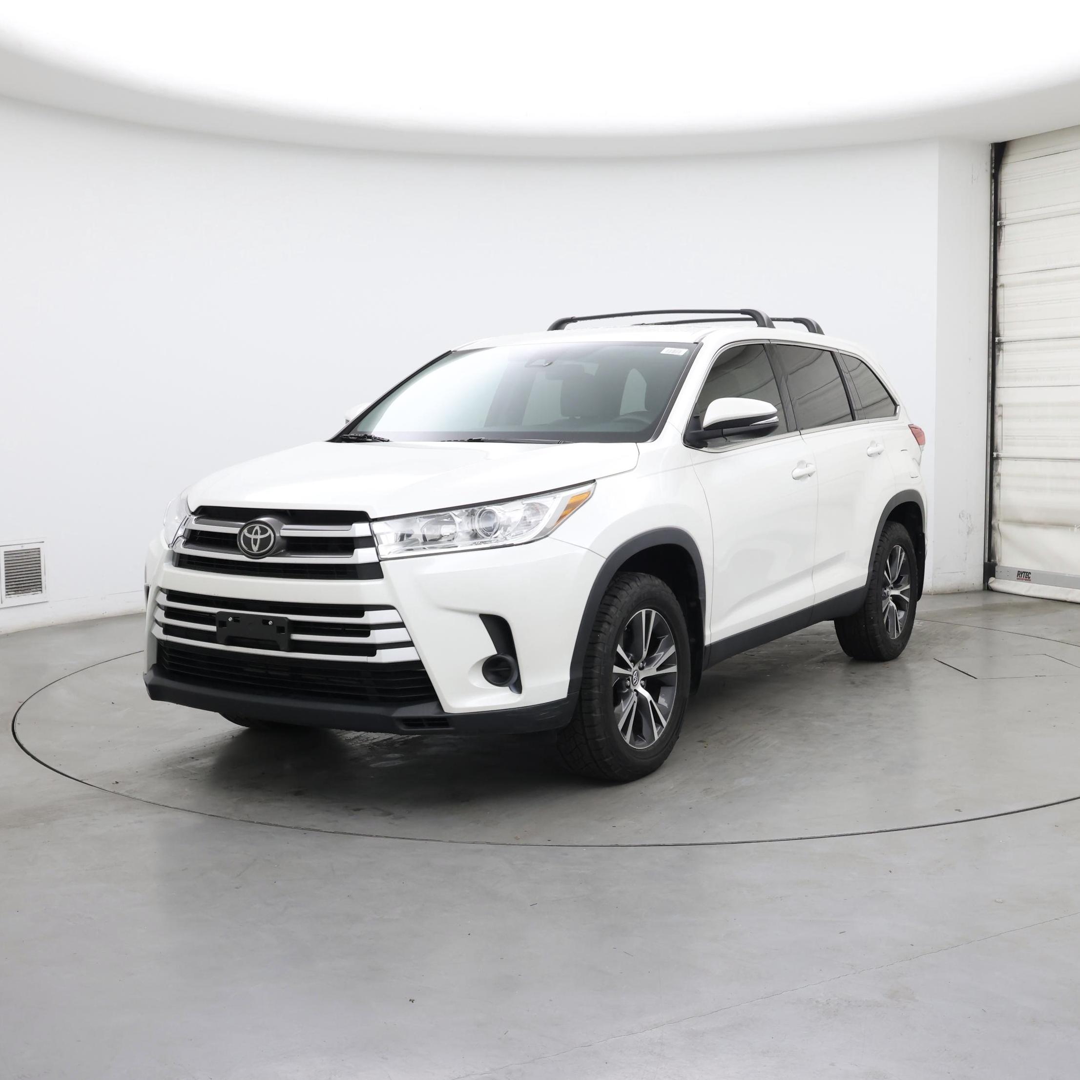 Thumbnail: 2019 Toyota Highlander - 4