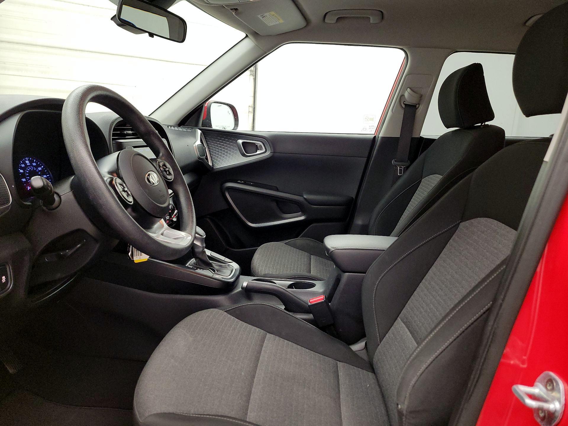 Thumbnail: 2020 Kia Soul - 11