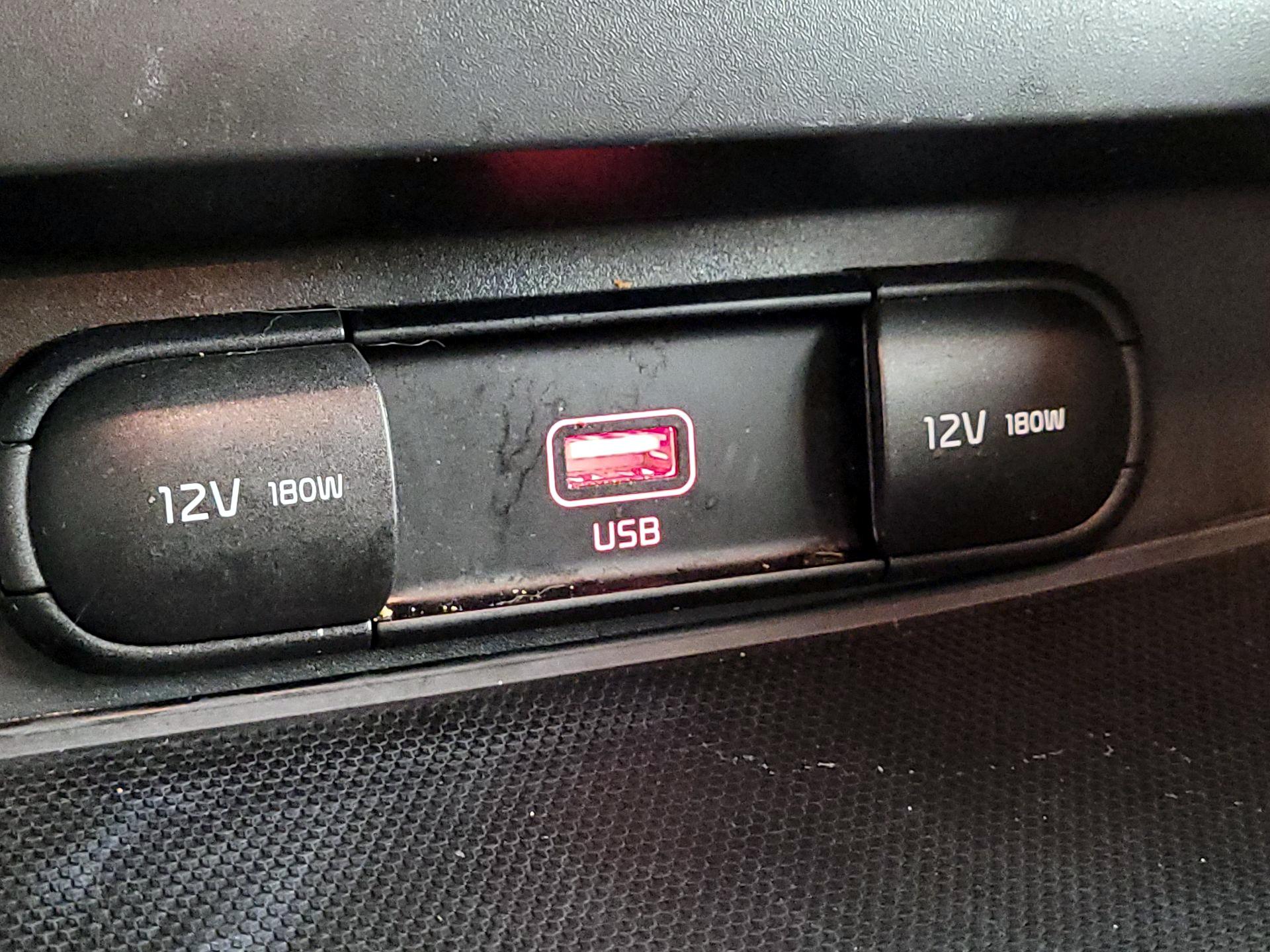 Thumbnail: 2020 Kia Soul - 18