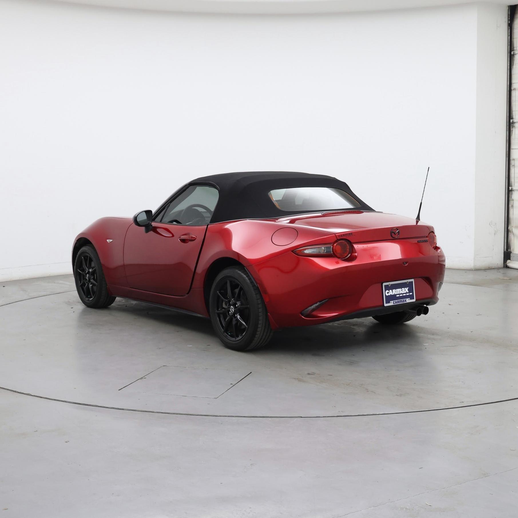 Thumbnail: 2021 Mazda MX-5 Miata - 2