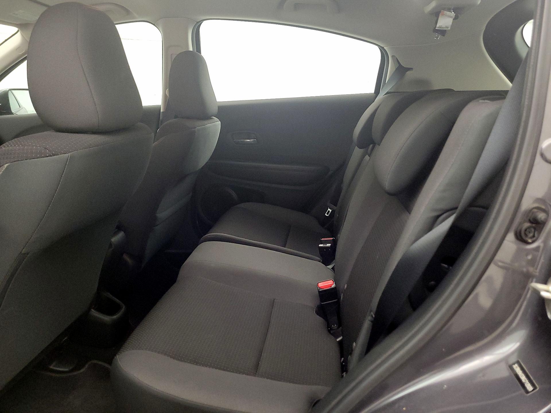 Thumbnail: 2019 Honda HR-V - 19