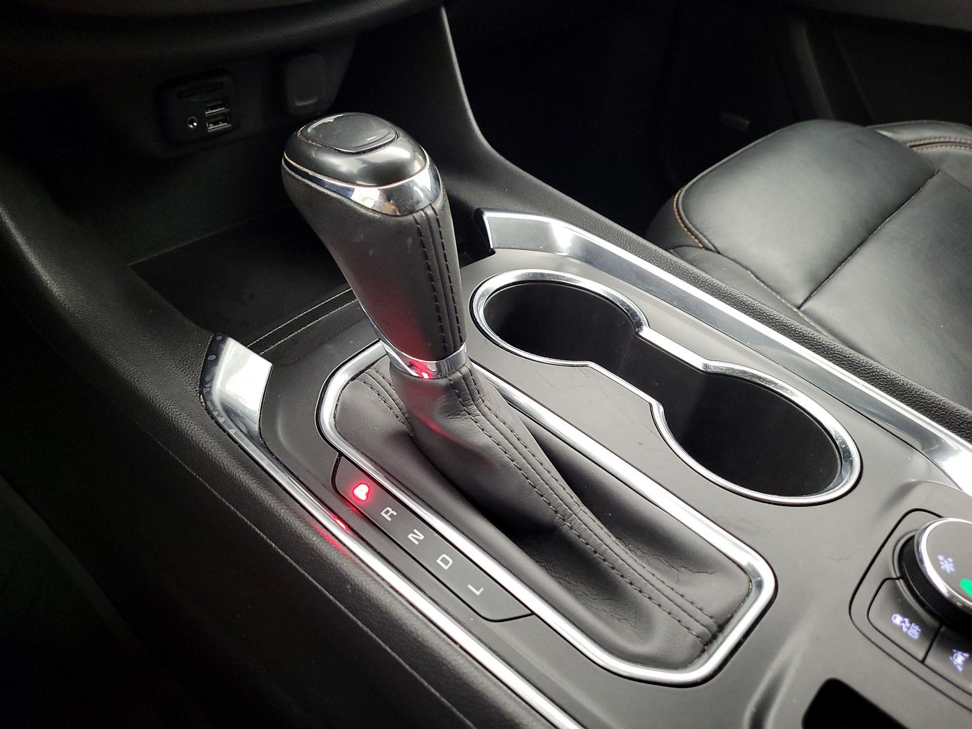 Thumbnail: 2020 Chevrolet Traverse - 17