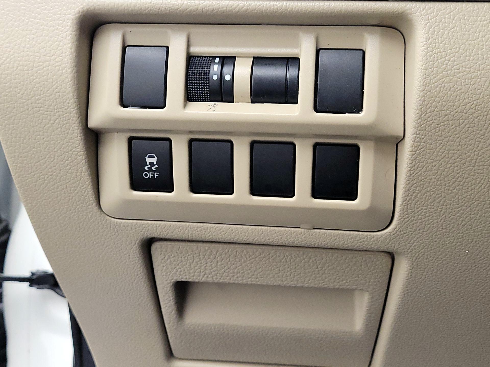 Thumbnail: 2018 Subaru Outback - 13