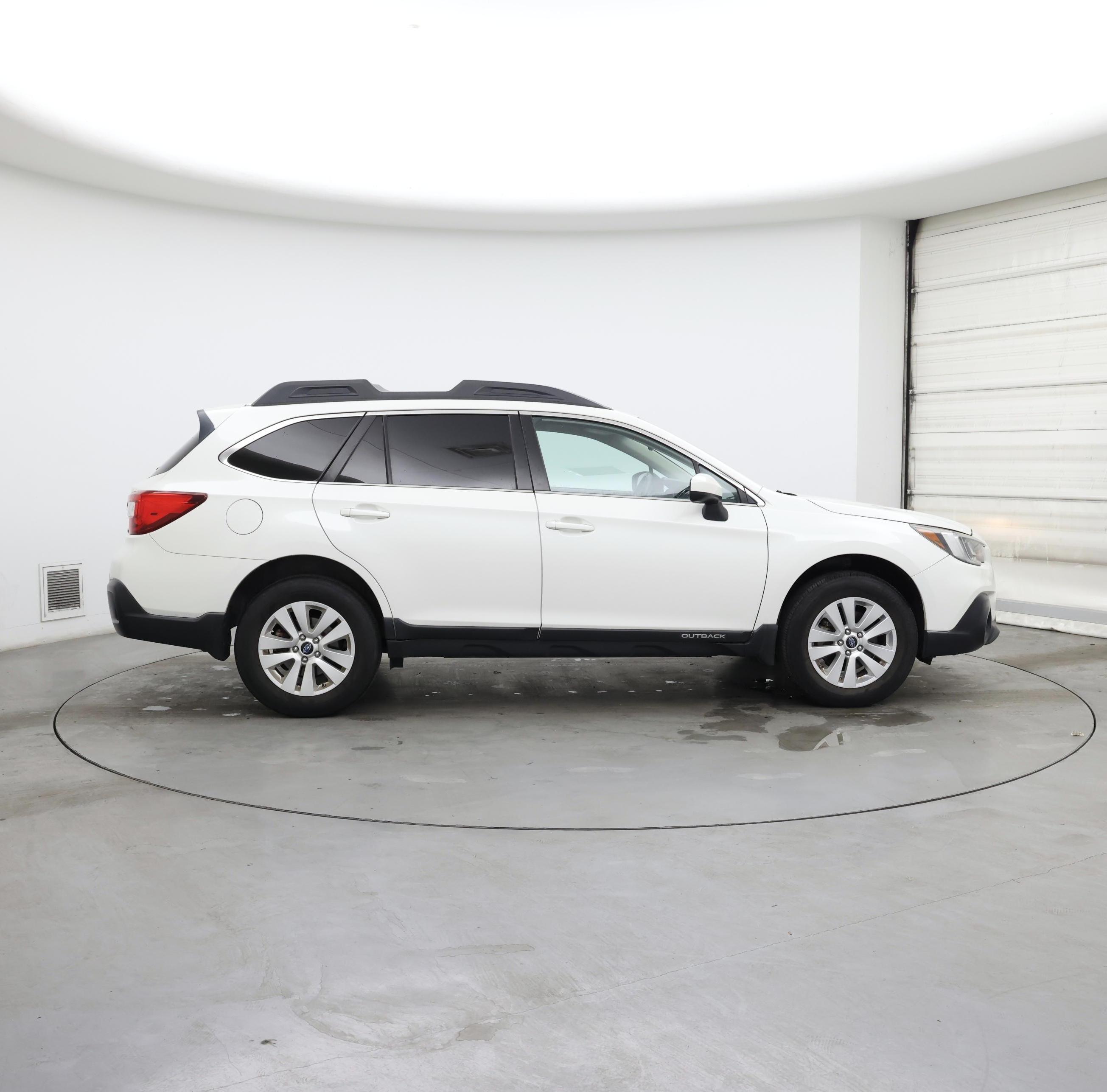 Thumbnail: 2018 Subaru Outback - 7