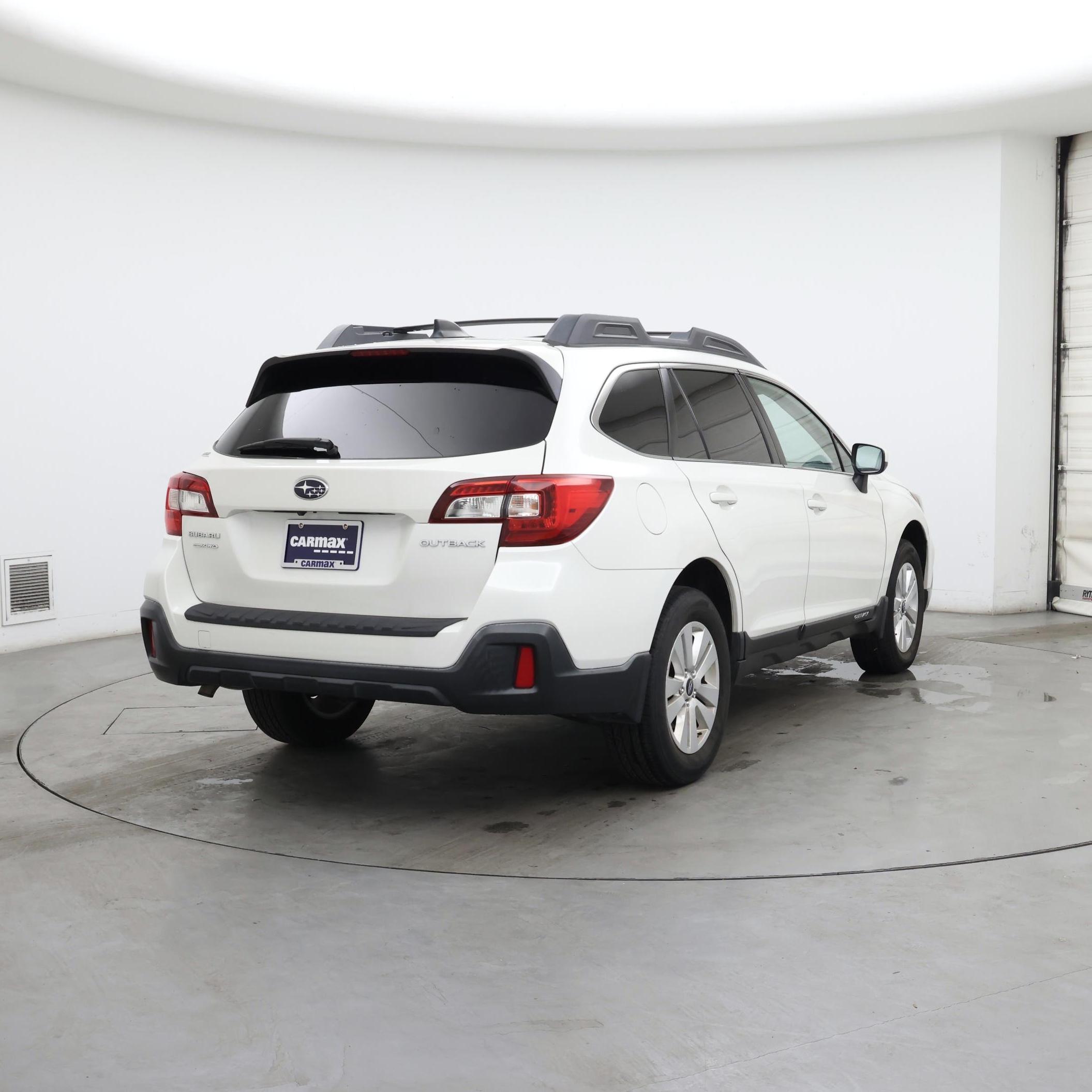 Thumbnail: 2018 Subaru Outback - 8